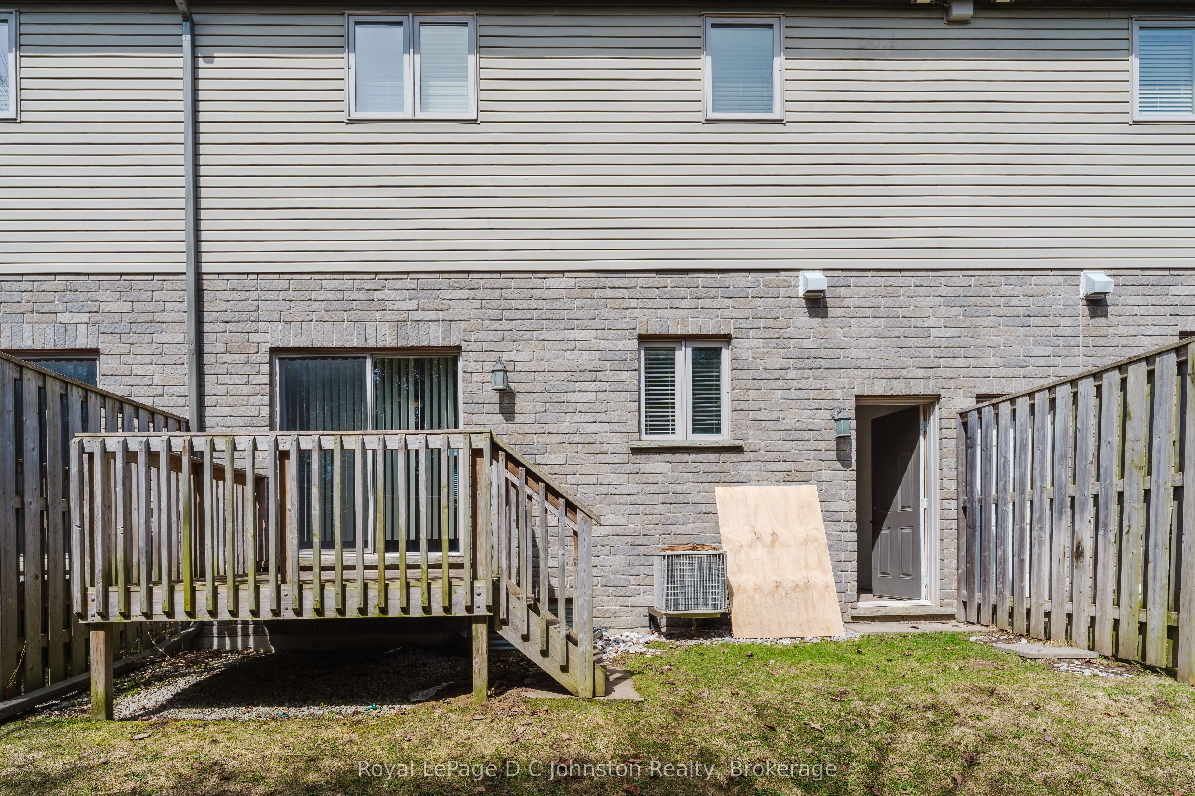 935 Goderich Street N 18 Property Photo 35