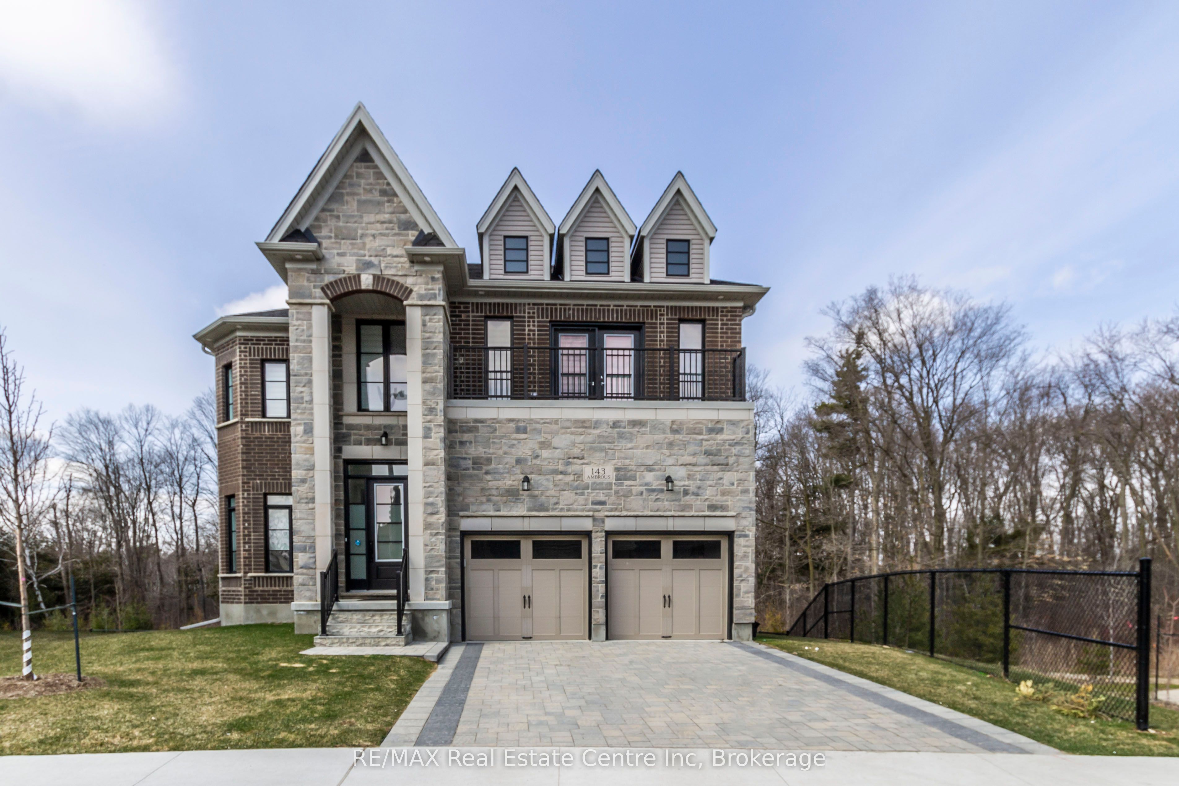 143 S Ambrous Crescent Property Photo 1