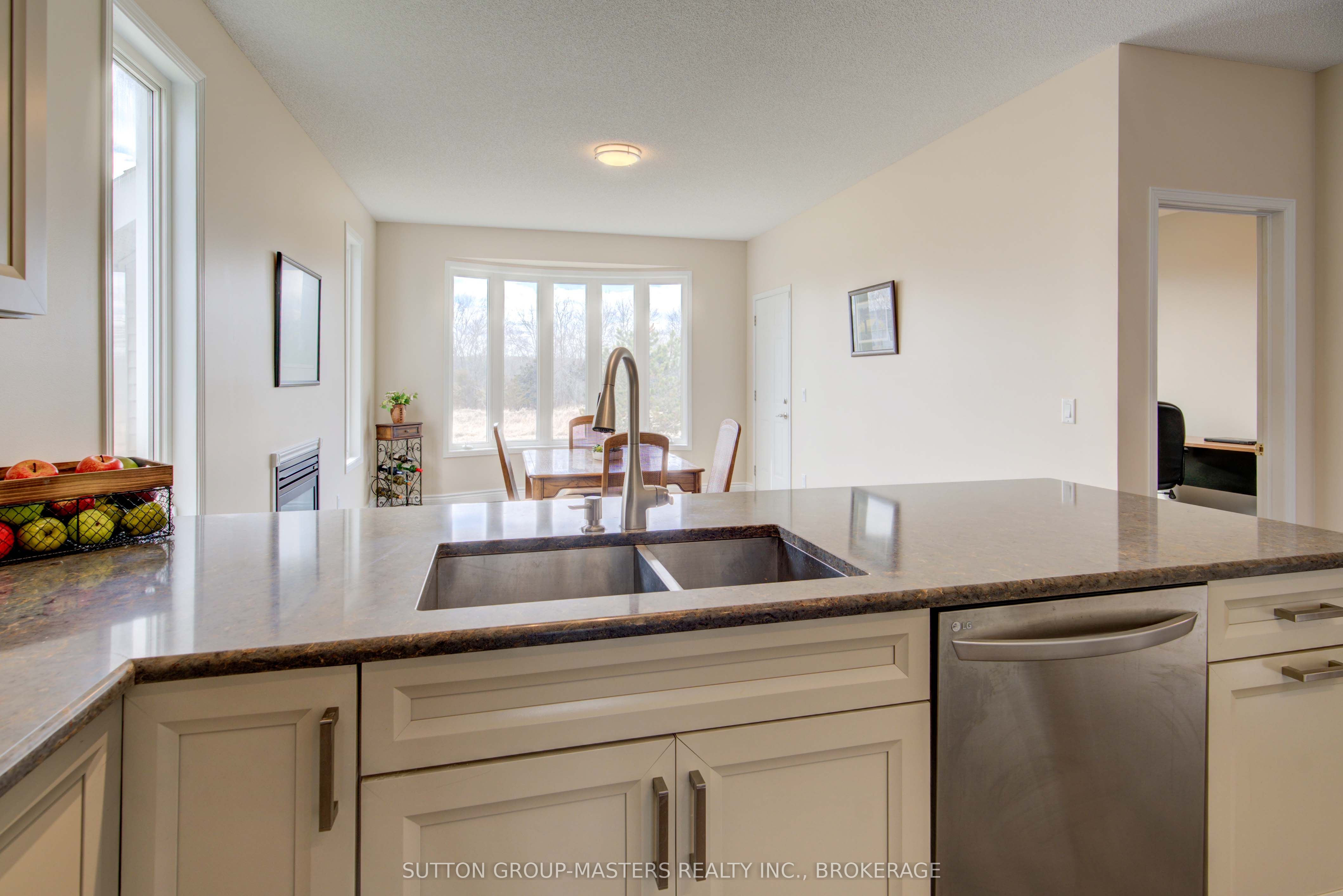 30 Country Club Drive Property Photo 14