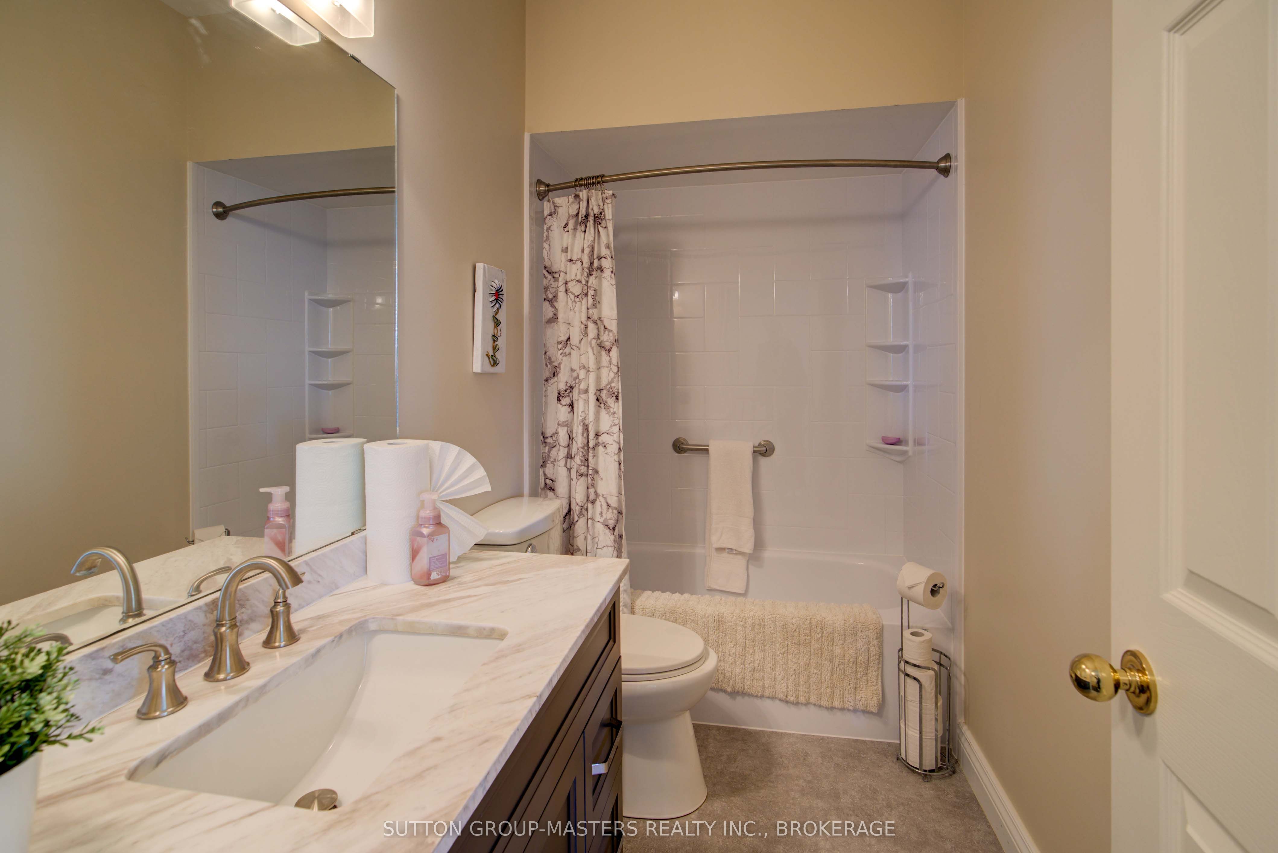 30 Country Club Drive Property Photo 26