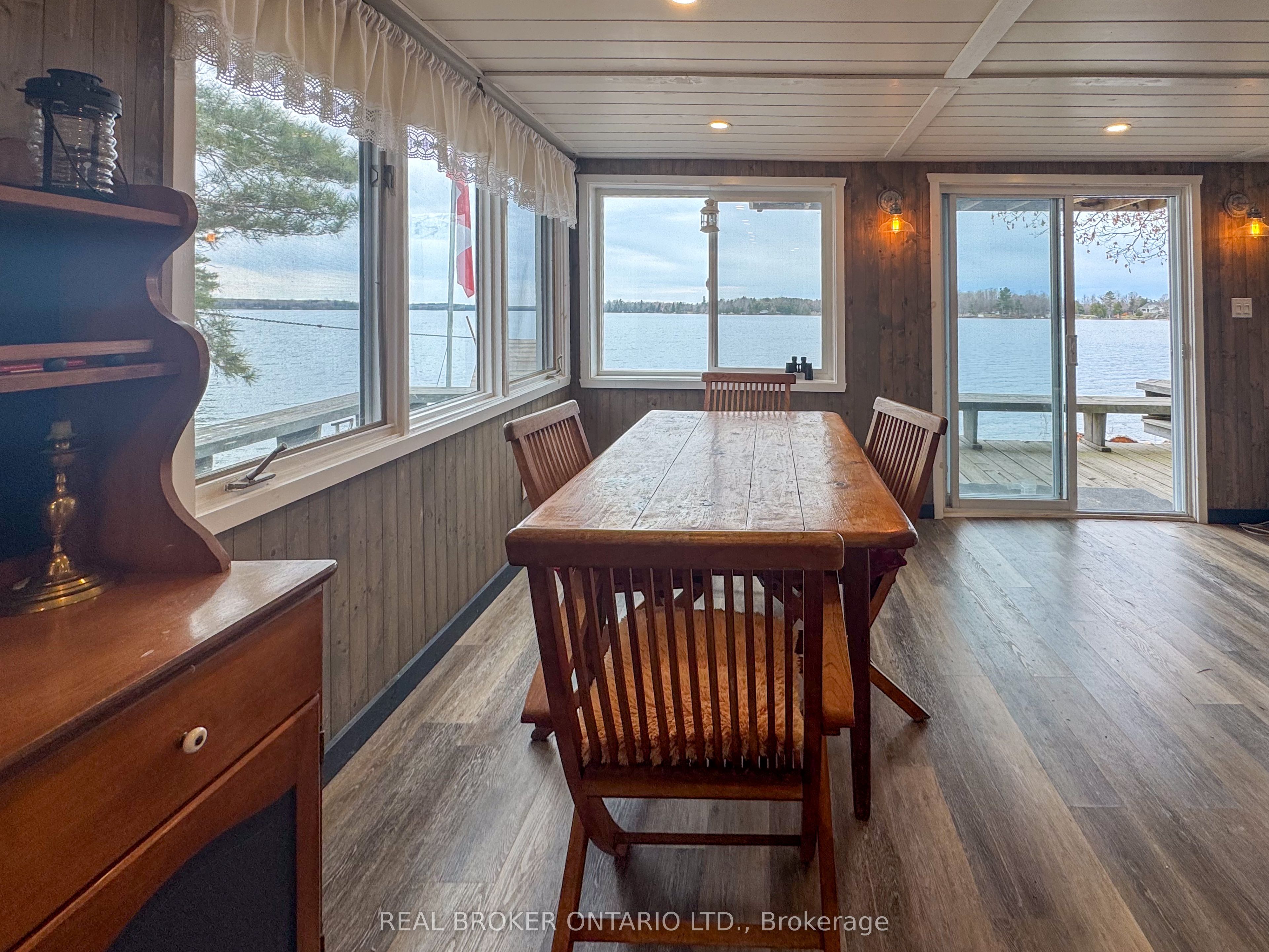 101 Fairclough Island Property Photo 7