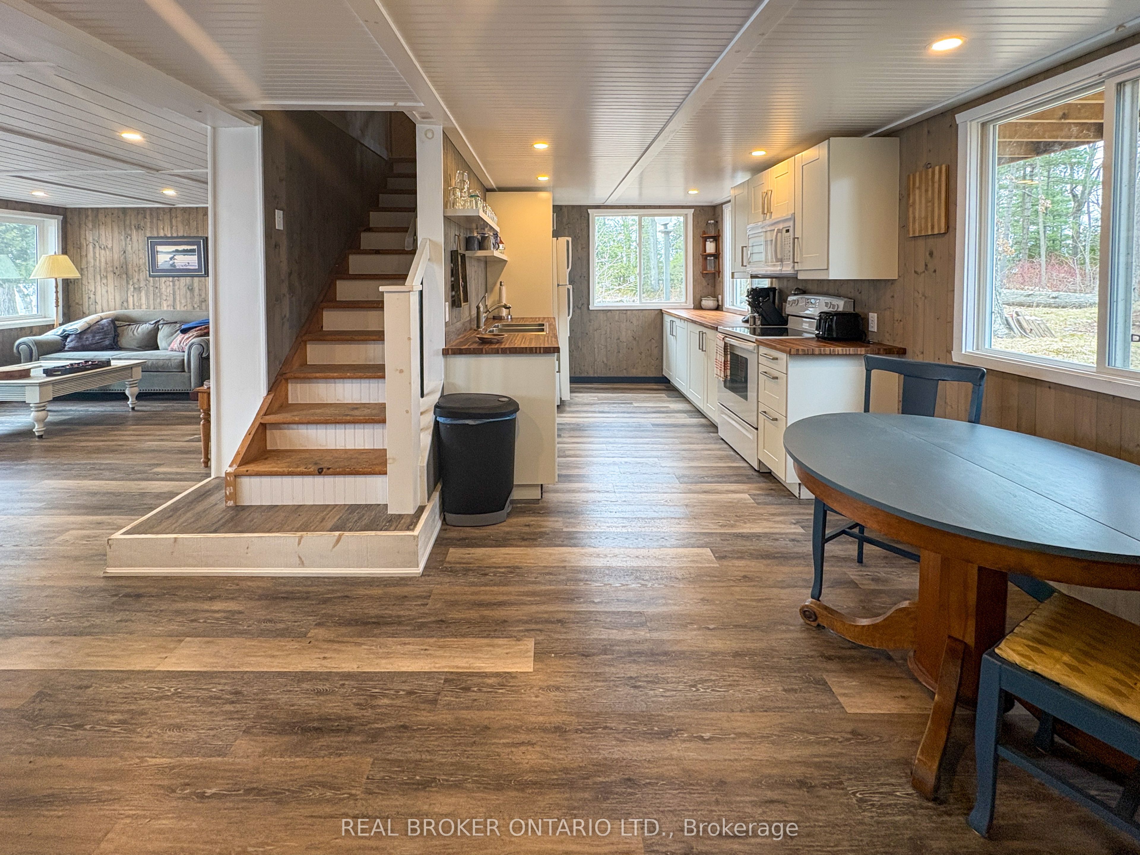 101 Fairclough Island Property Photo 10