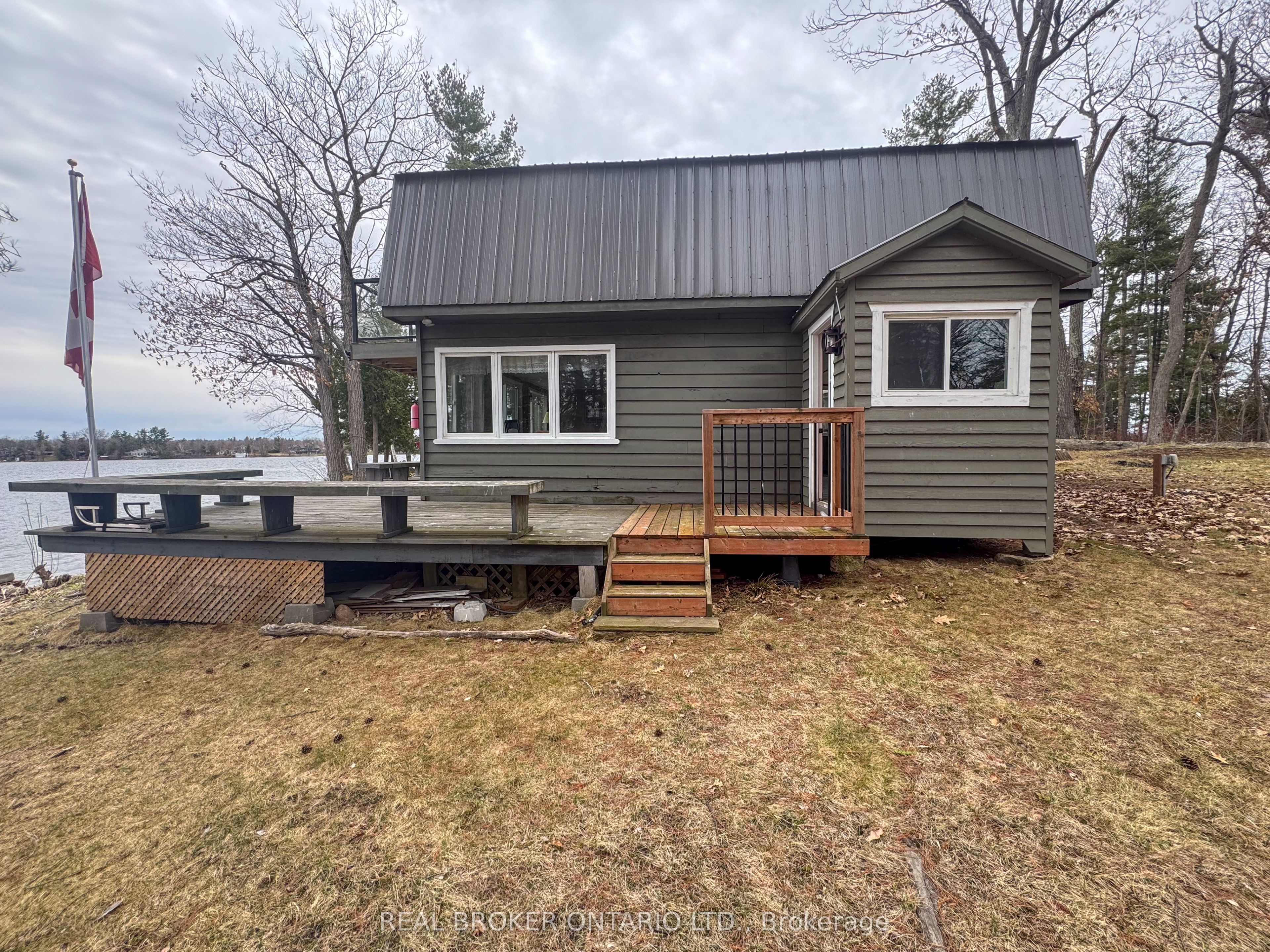 101 Fairclough Island Property Photo 18