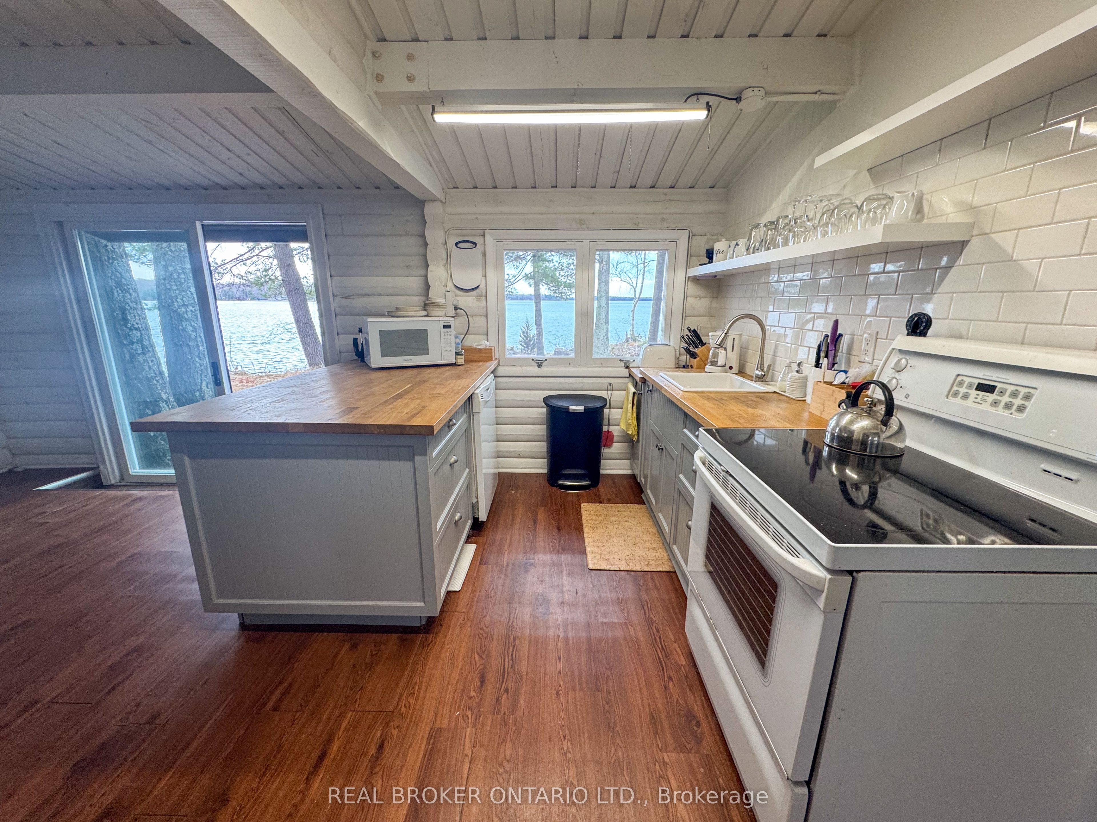 101 Fairclough Island Property Photo 27