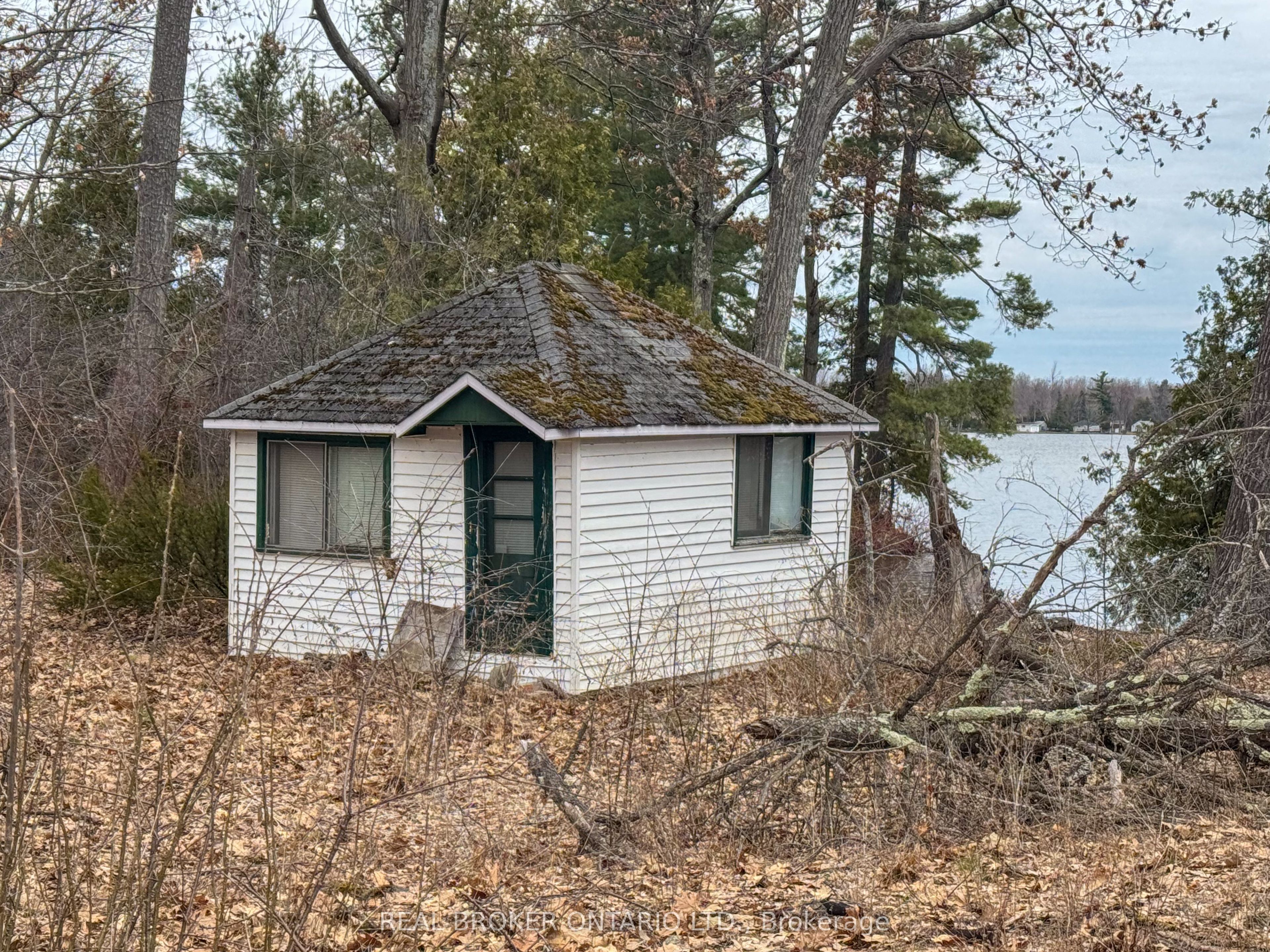 101 Fairclough Island Property Photo 36