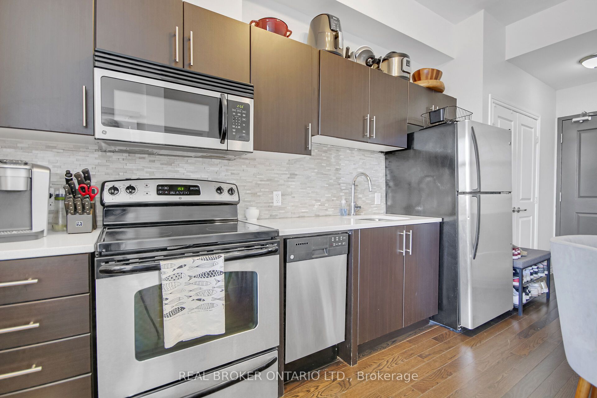 429 Kent Street 508 Property Photo 11