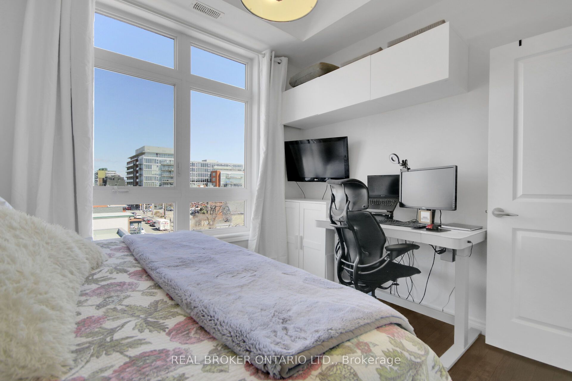 429 Kent Street 508 Property Photo 16