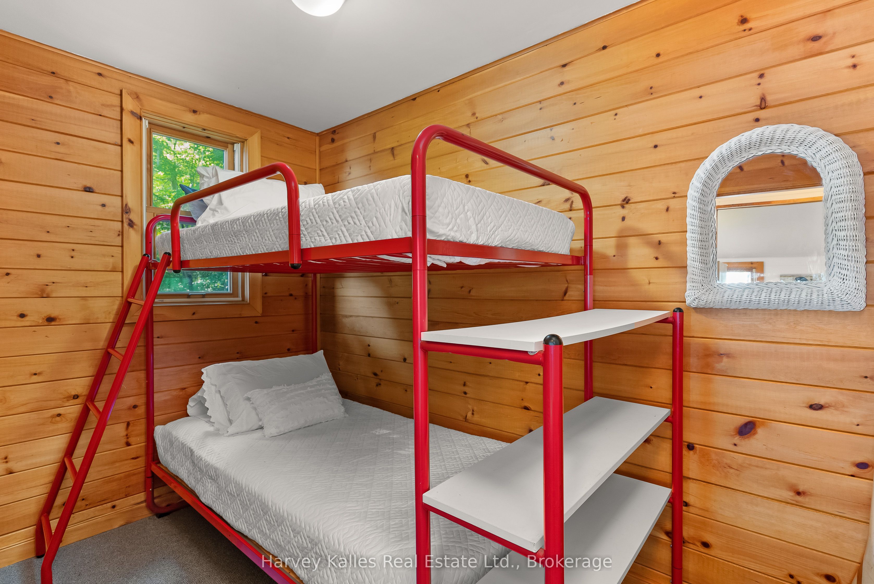 1837 Port Cunnington Road Property Photo 36