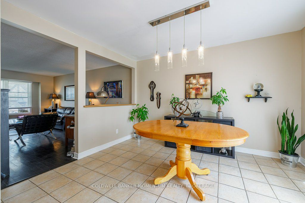 224 Windsor St Property Photo 14