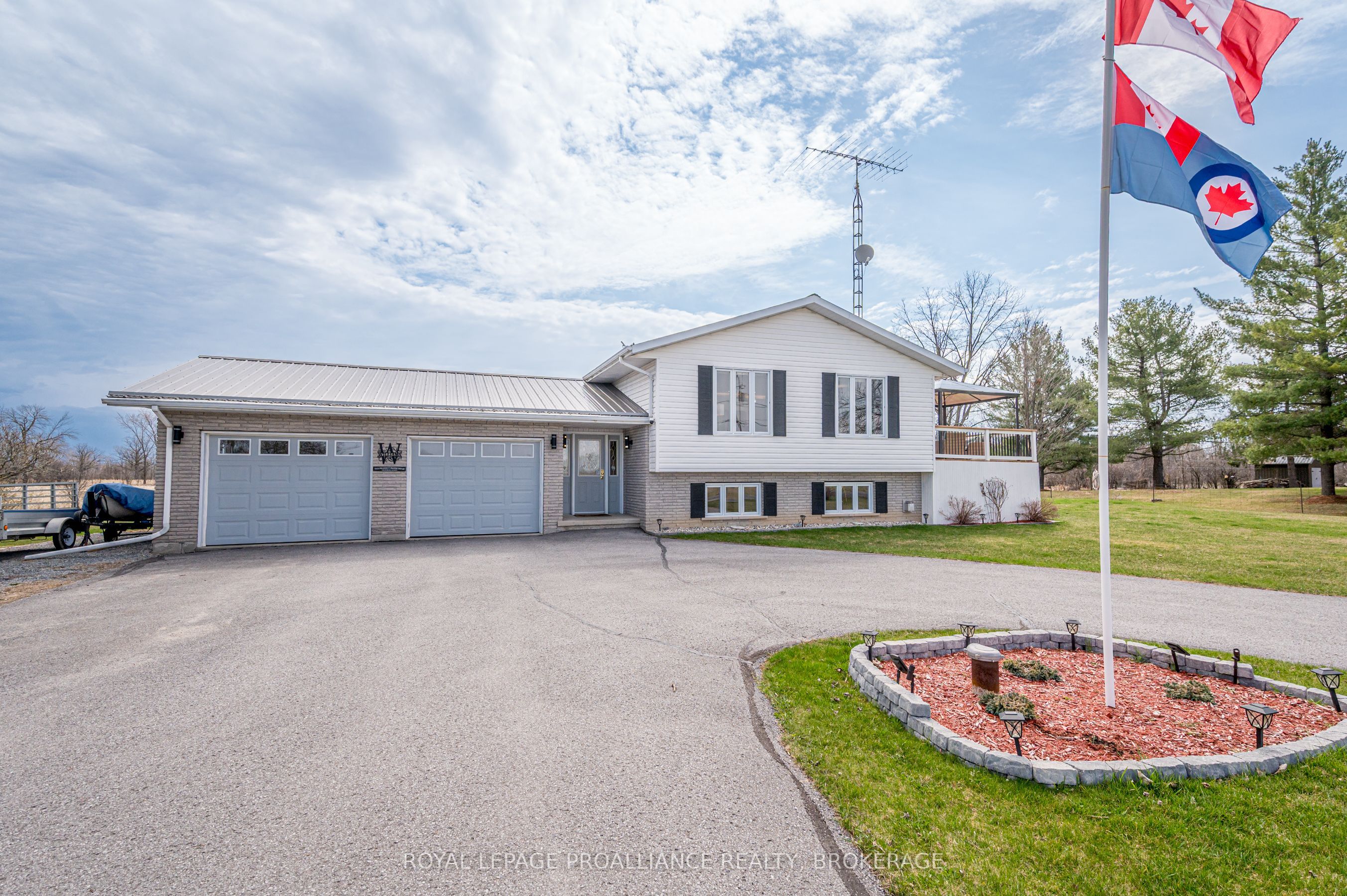 4696 Watson Road Property Photo