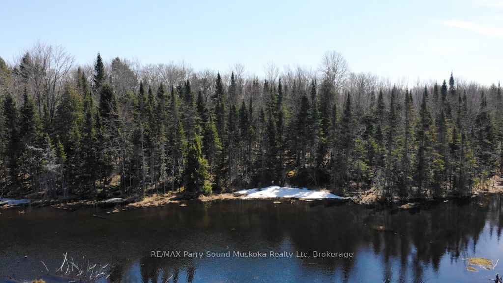 1025 520 N Highway Property Photo 3