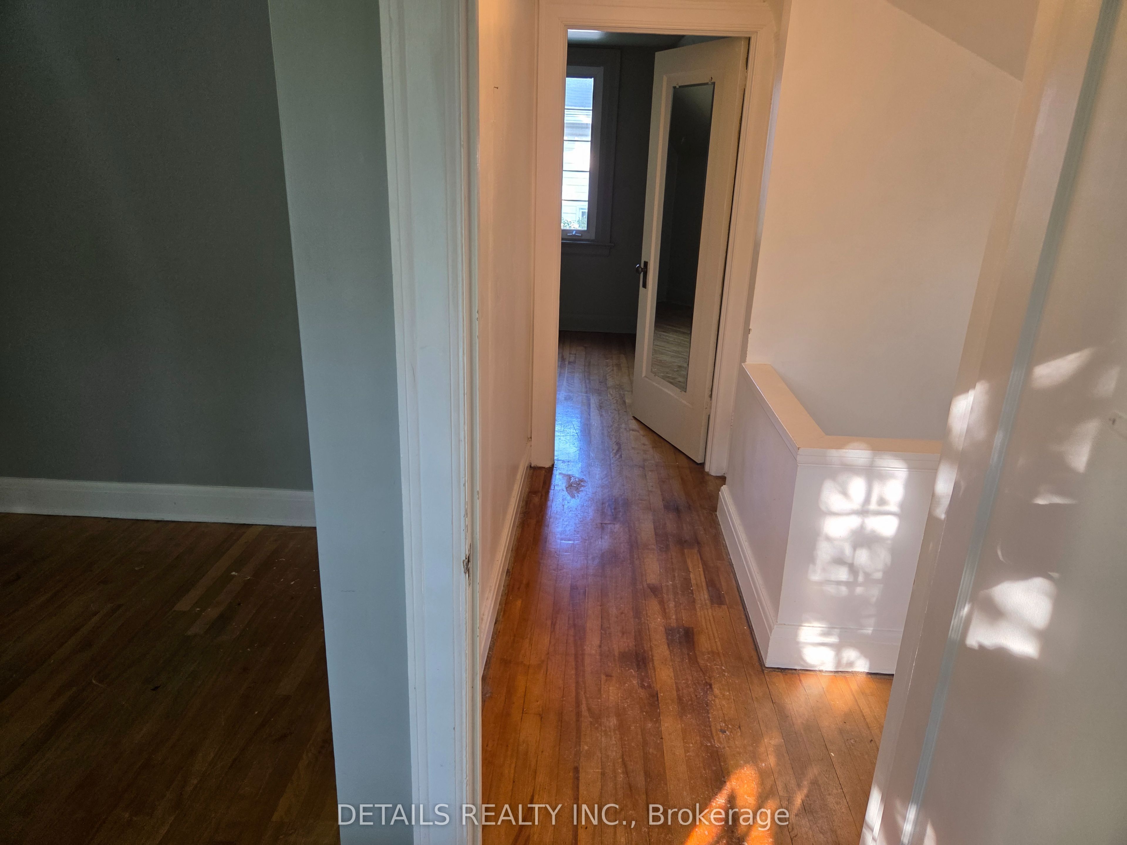 10 Garrison St Property Photo 15