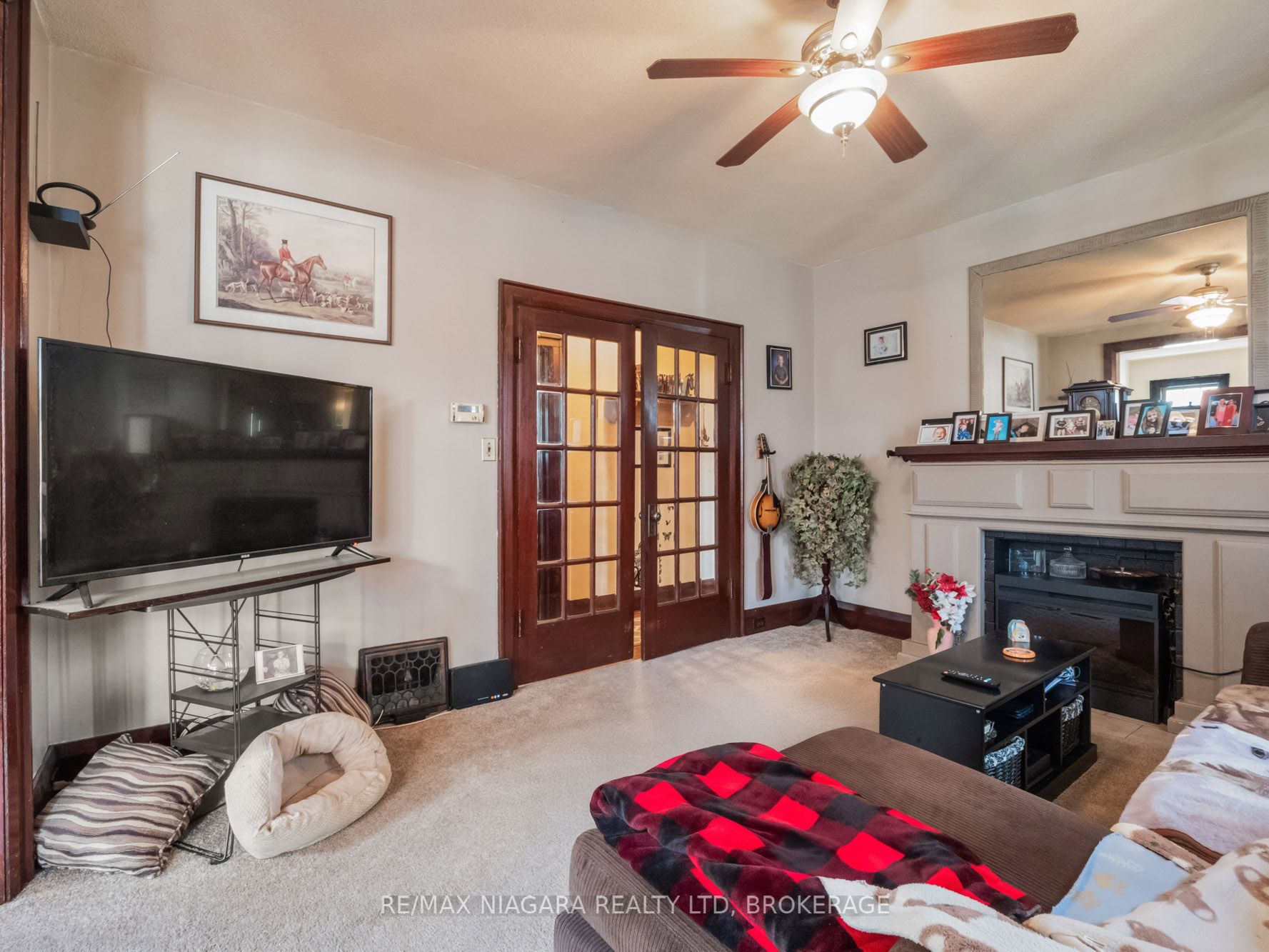 215 Phipps Street Property Photo 5