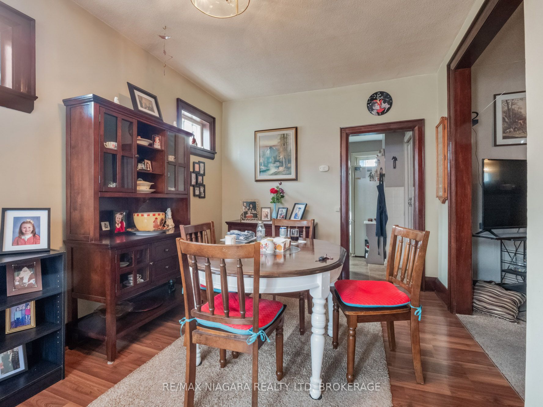 215 Phipps Street Property Photo 7