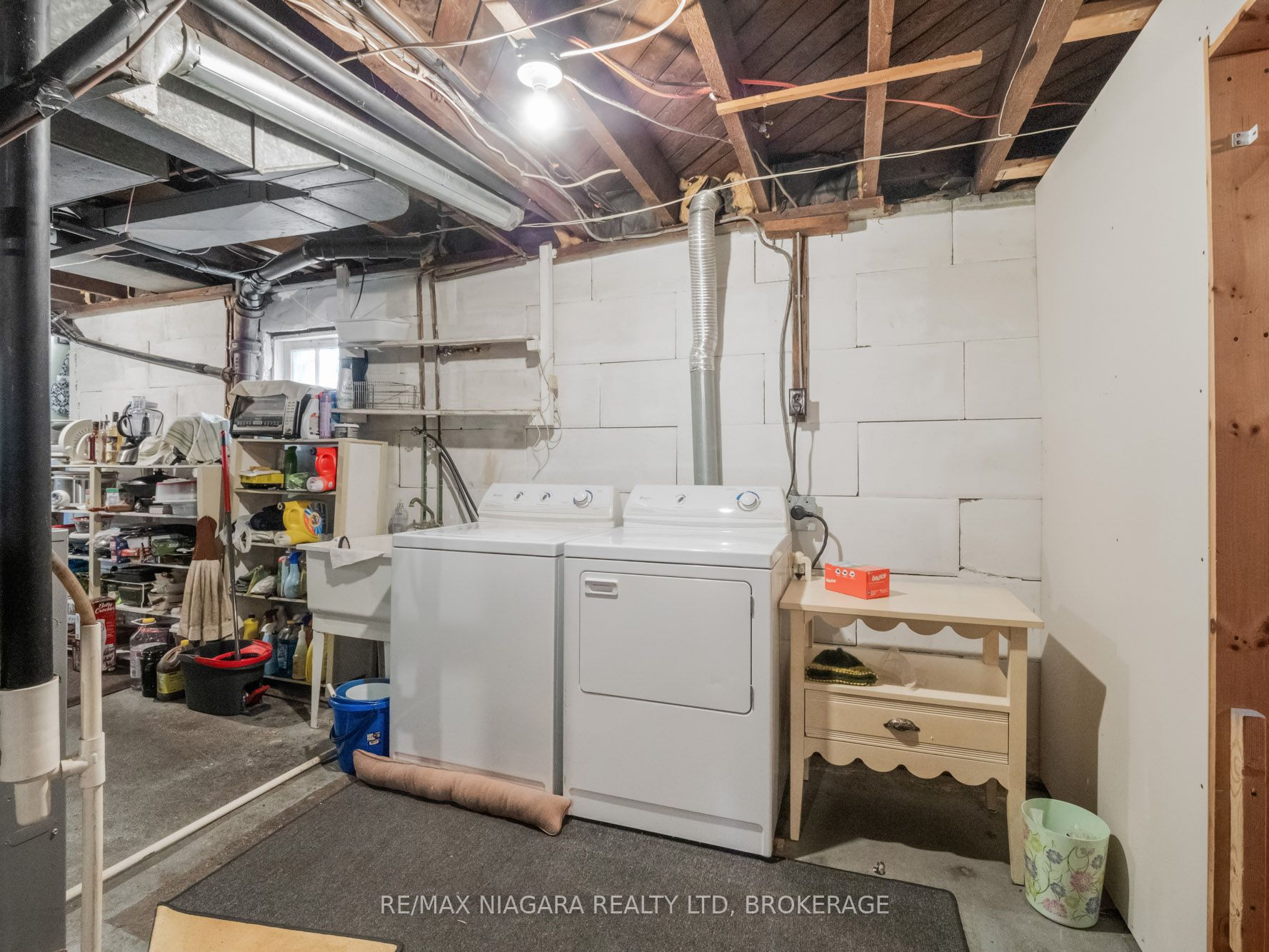 215 Phipps Street Property Photo 21