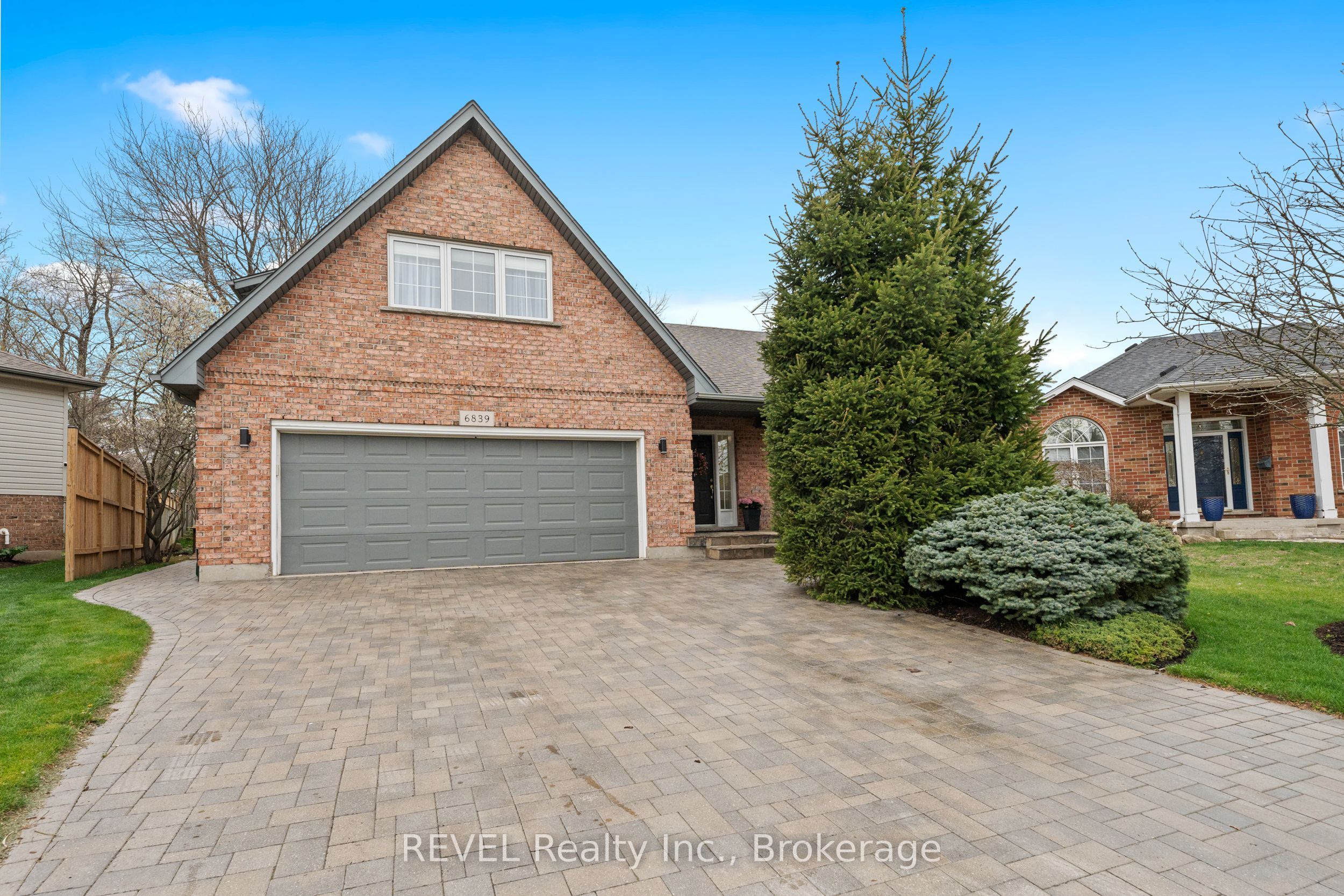 6839 Imperial Court Property Photo 2