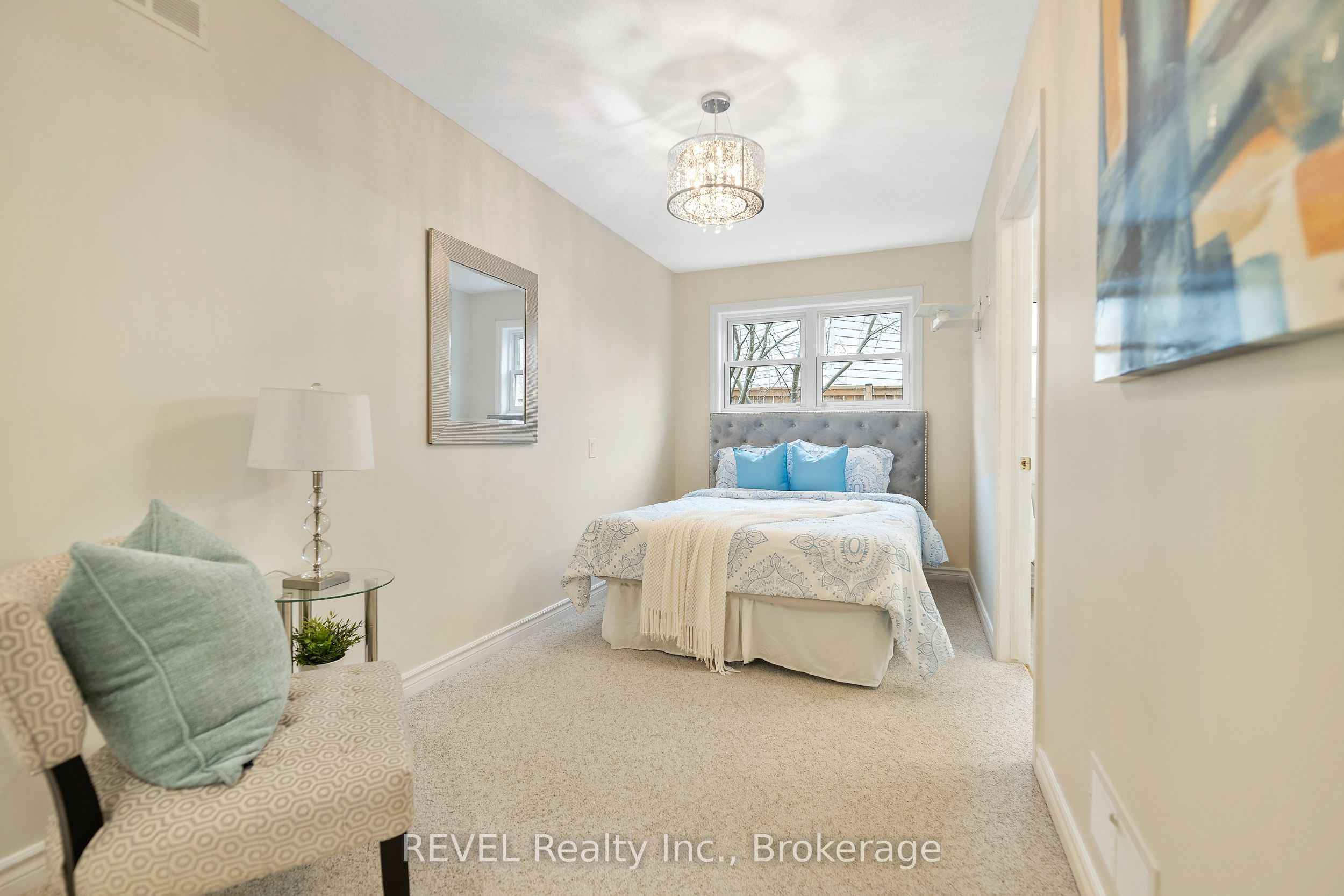 6839 Imperial Court Property Photo 22