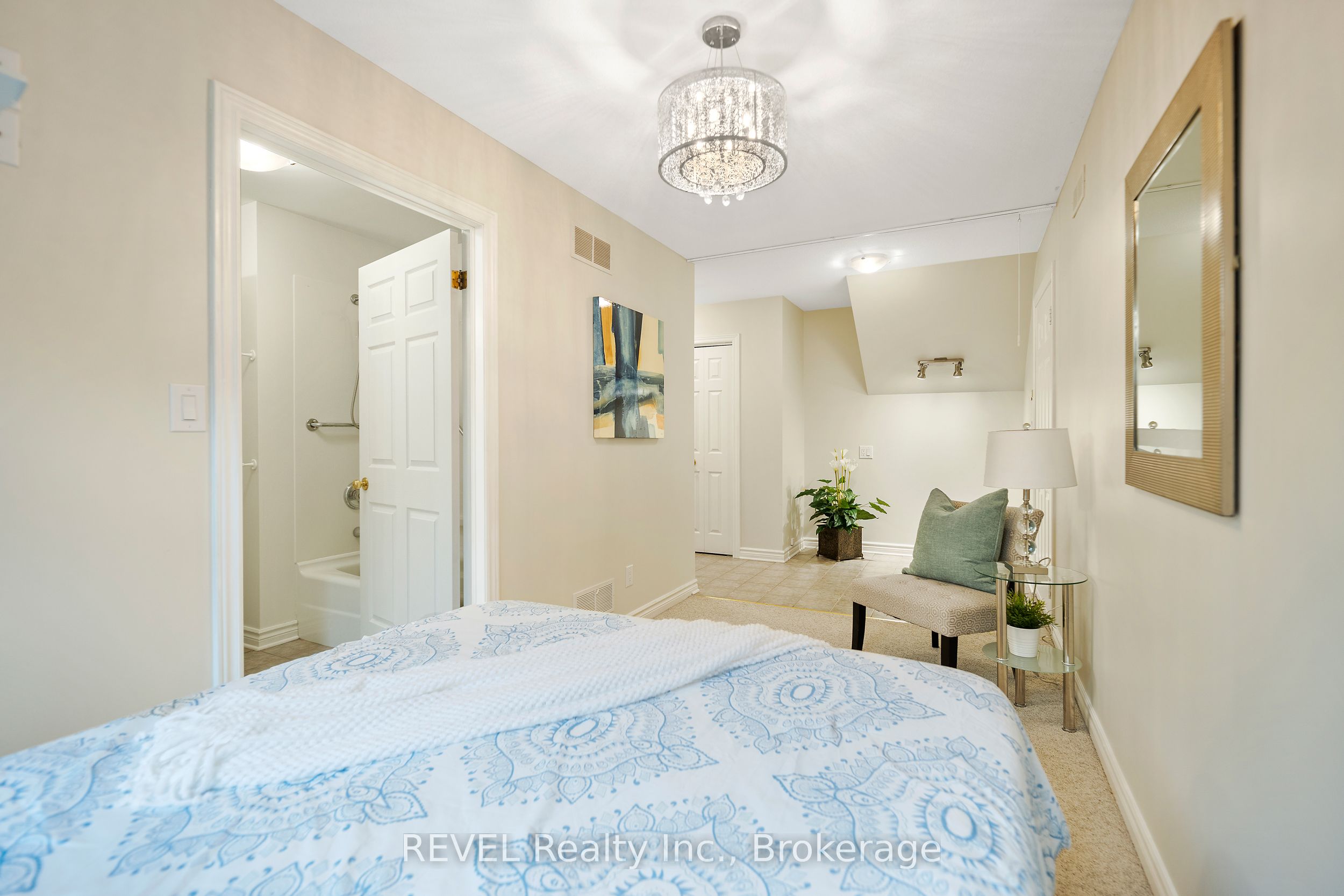 6839 Imperial Court Property Photo 29