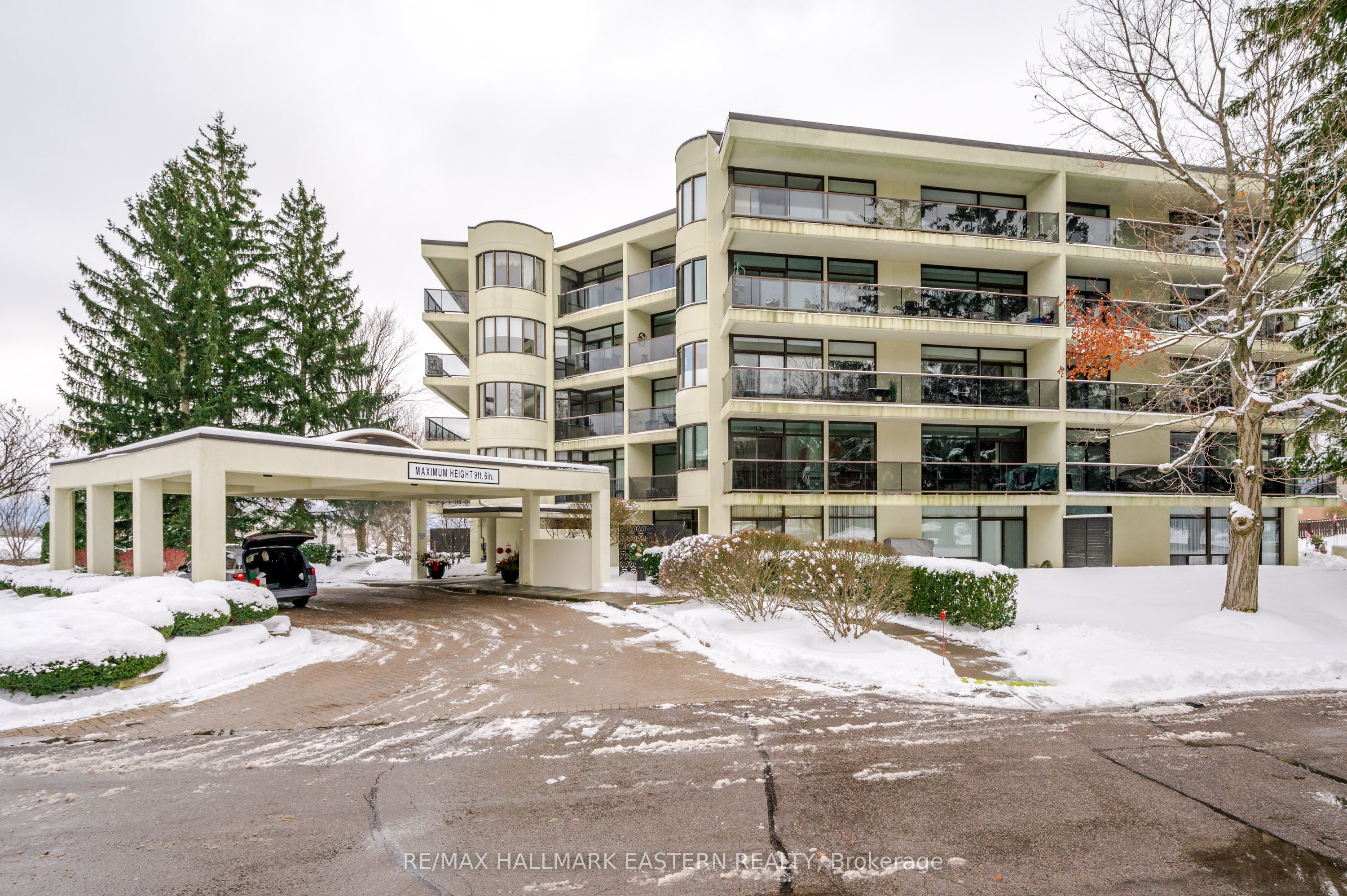 #302 - 1818 Cherryhill Road