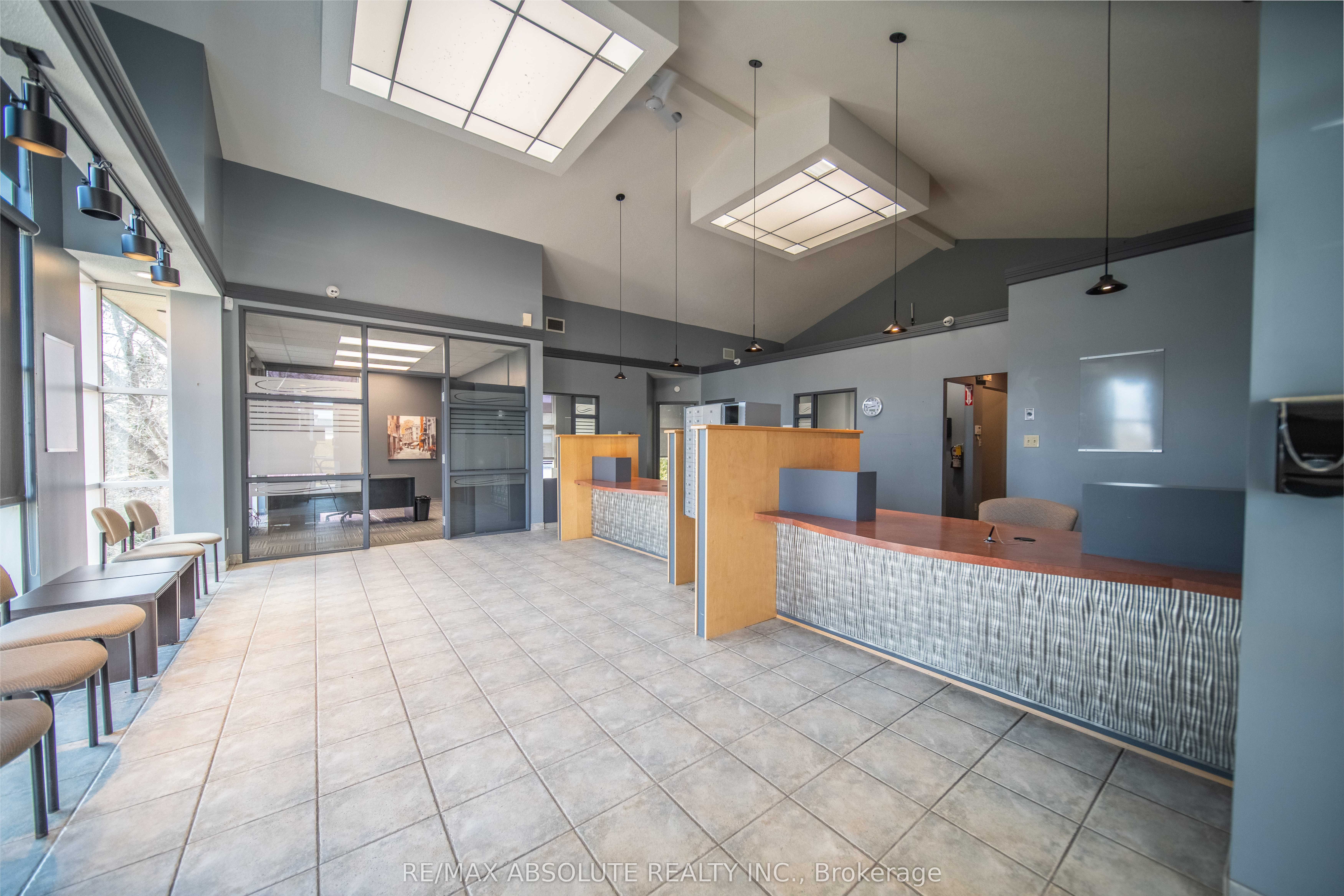 2131 Laval St Property Photo 6
