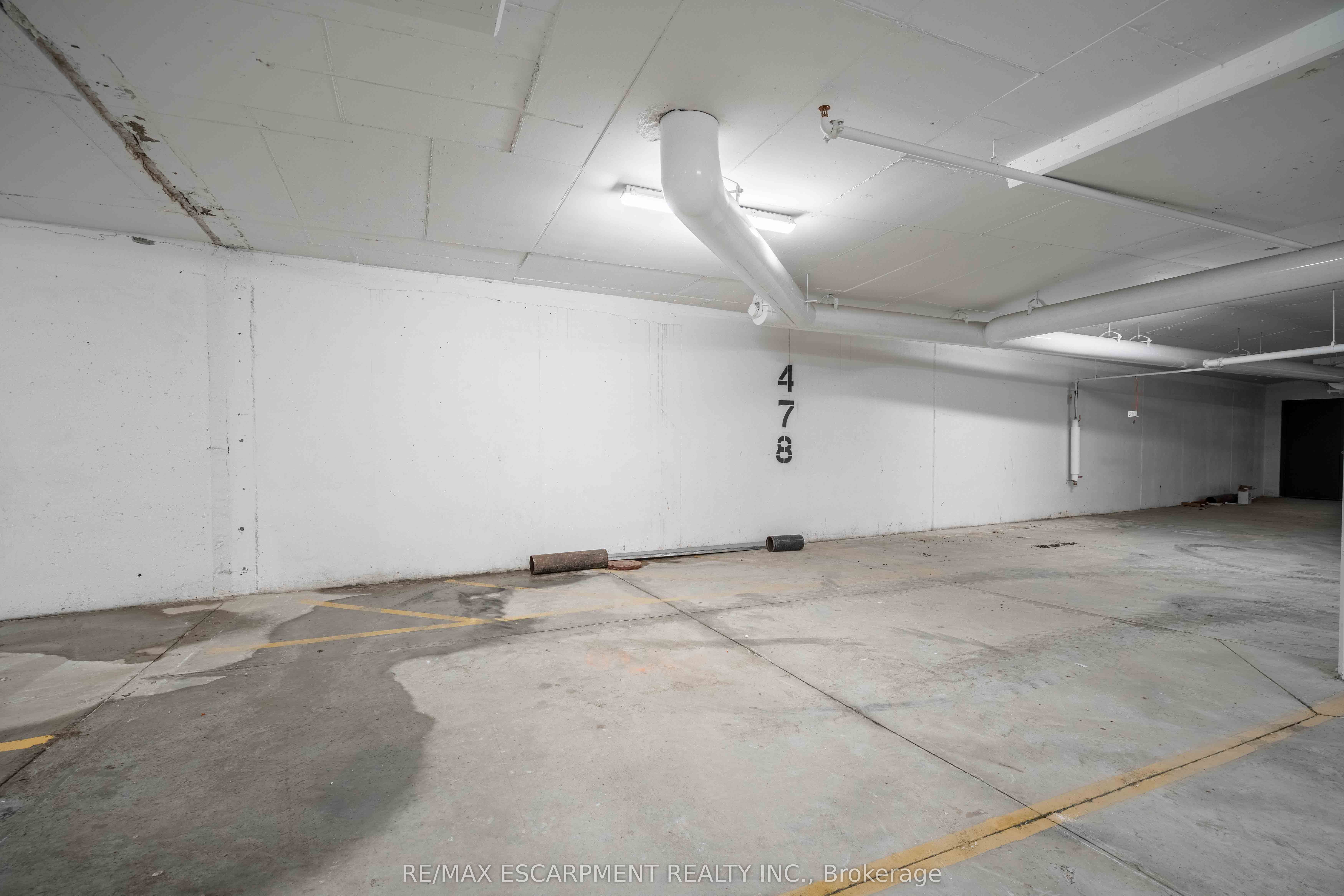 470 Dundas St E Property Photo 20