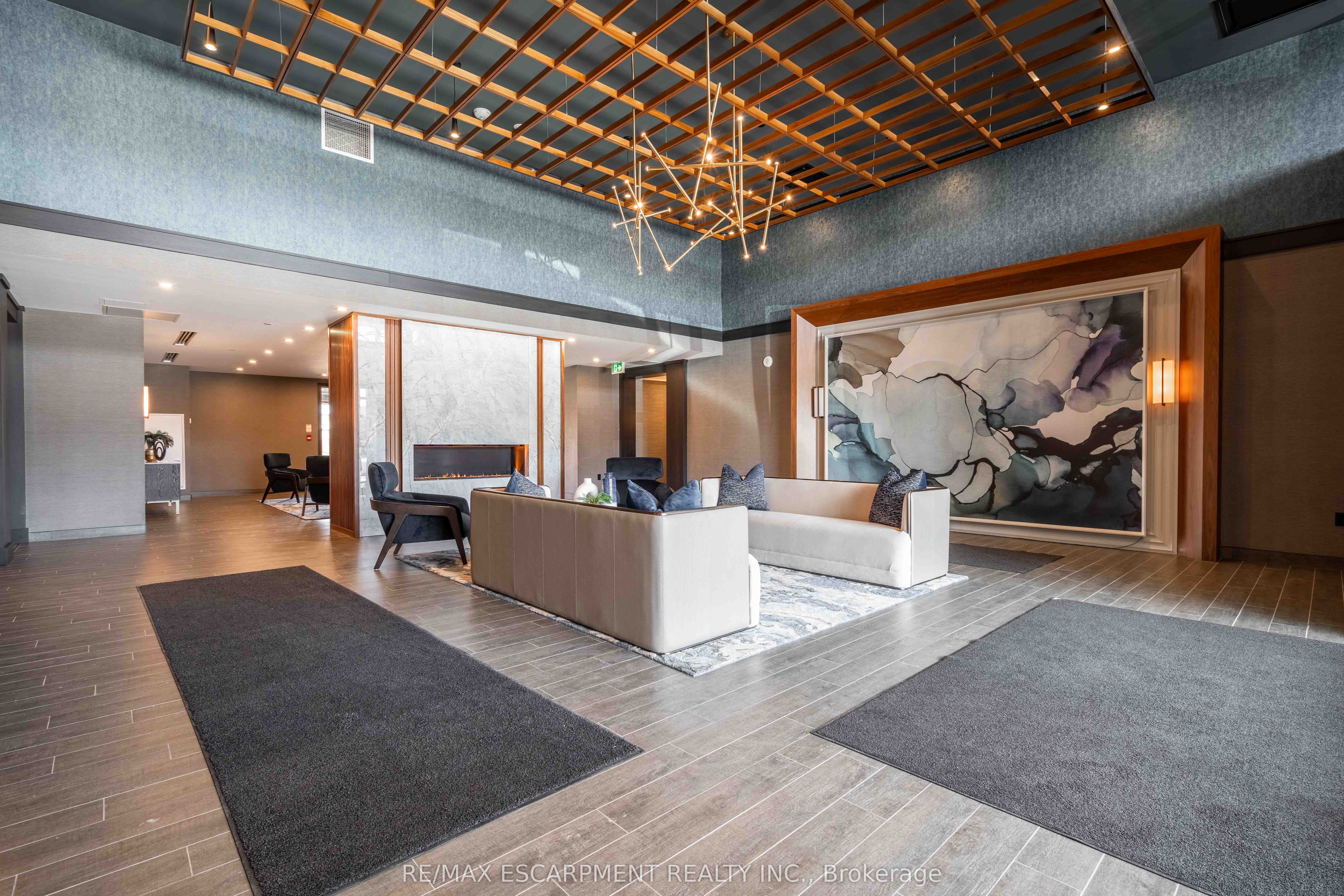 470 Dundas St E Property Photo 22