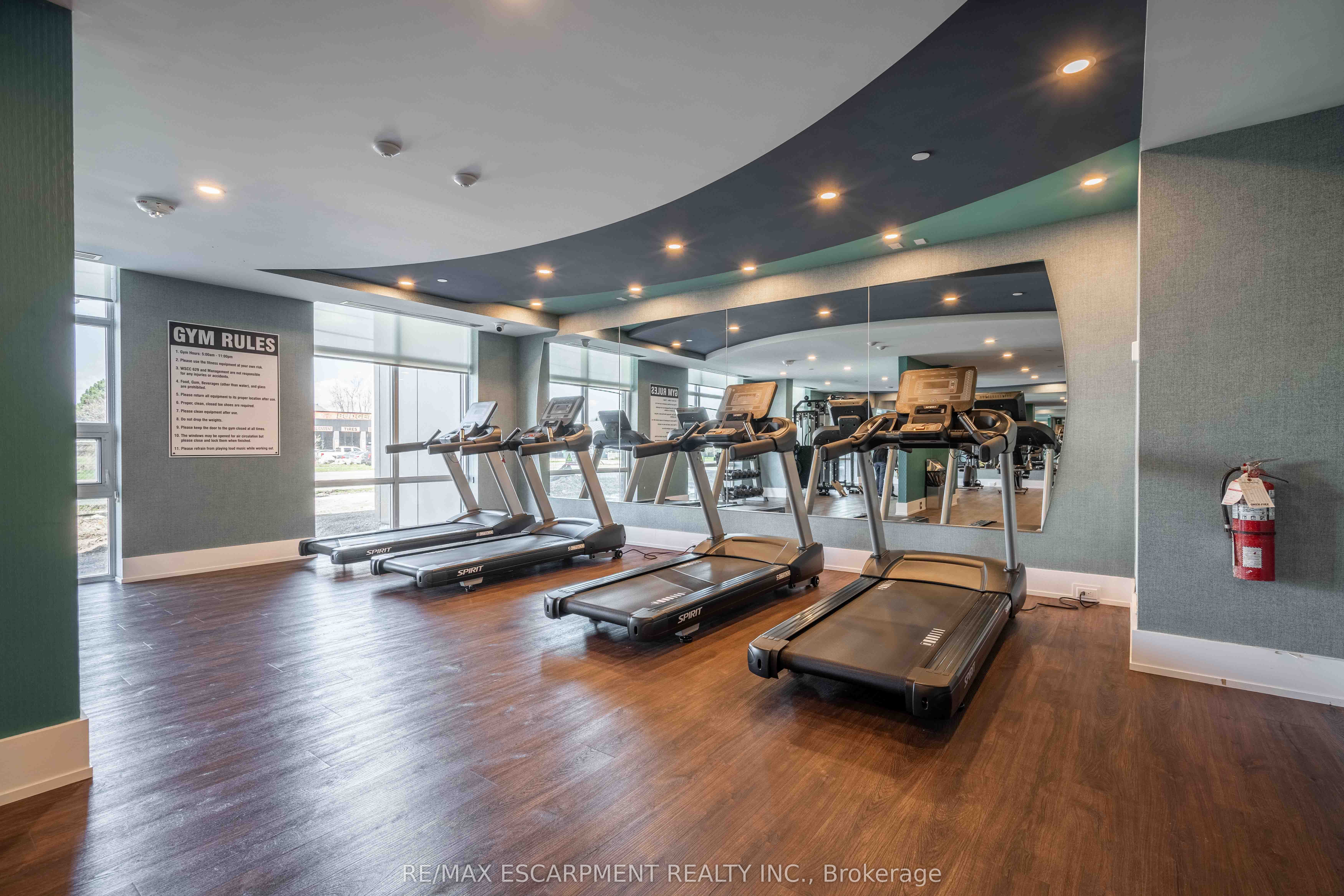 470 Dundas St E Property Photo 27