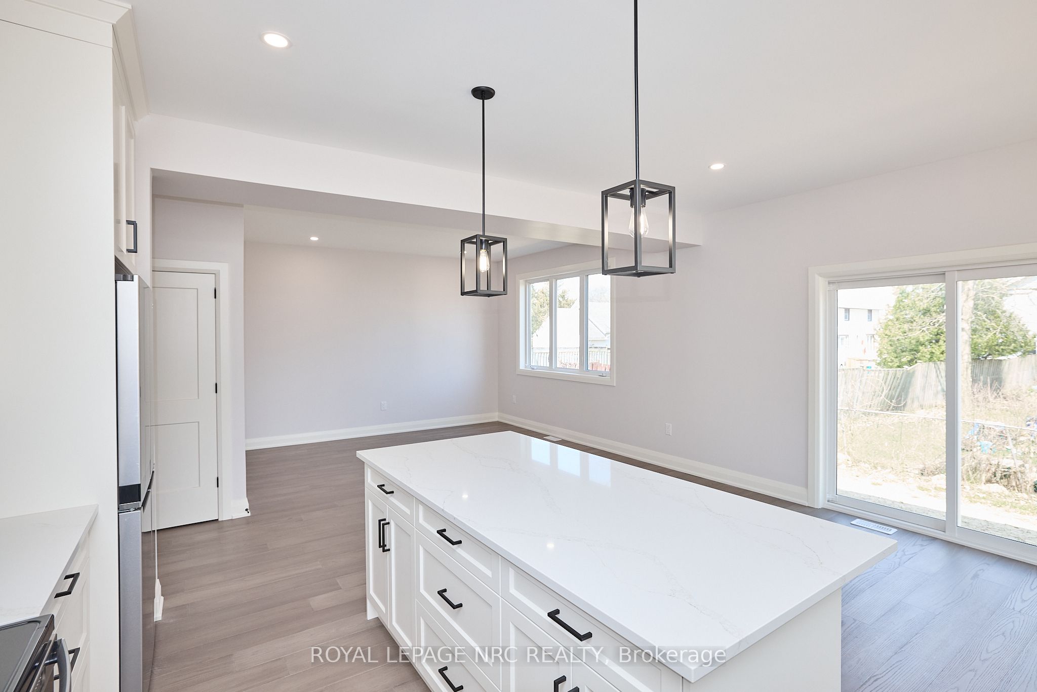 195 Hodgkins Avenue Property Photo 7