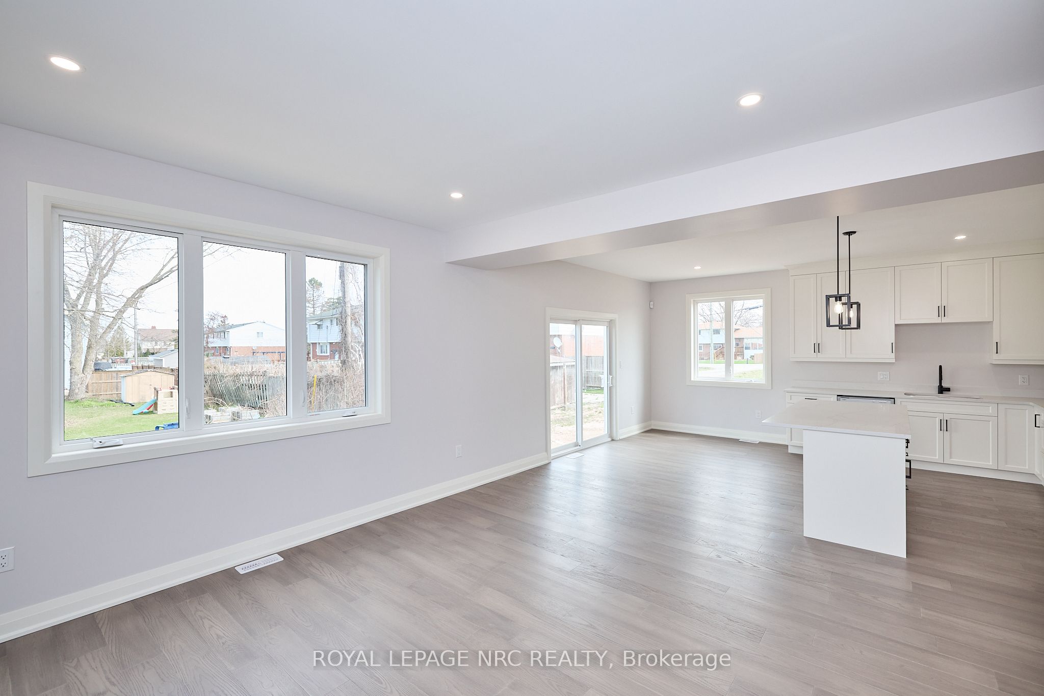 195 Hodgkins Avenue Property Photo 12