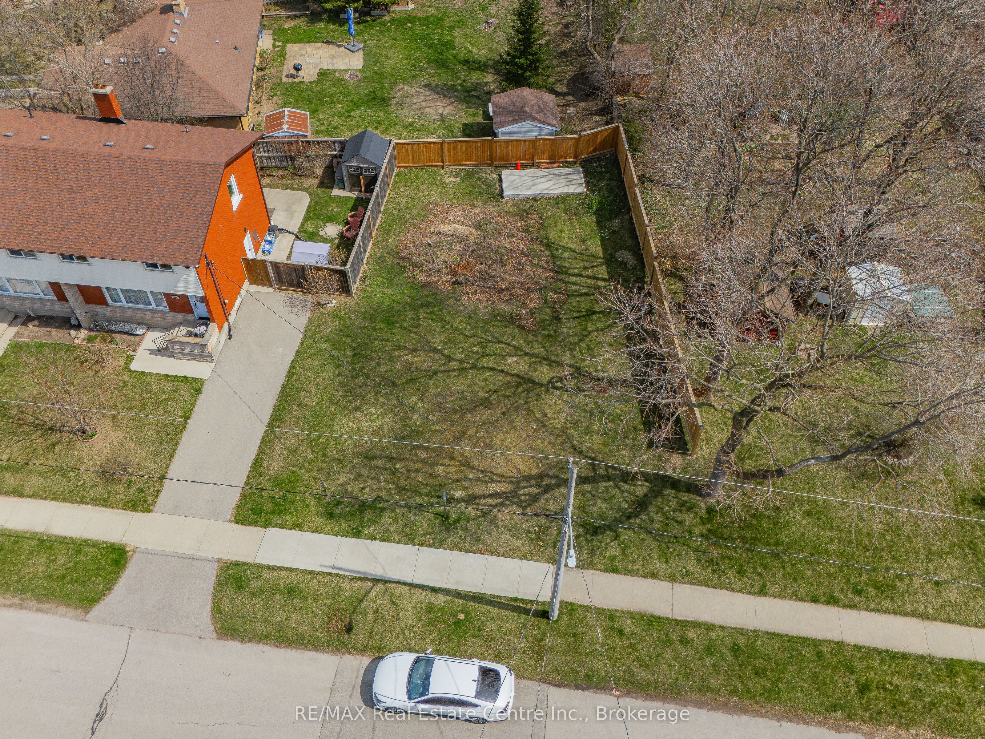 332 Prospect Avenue Property Photo 3