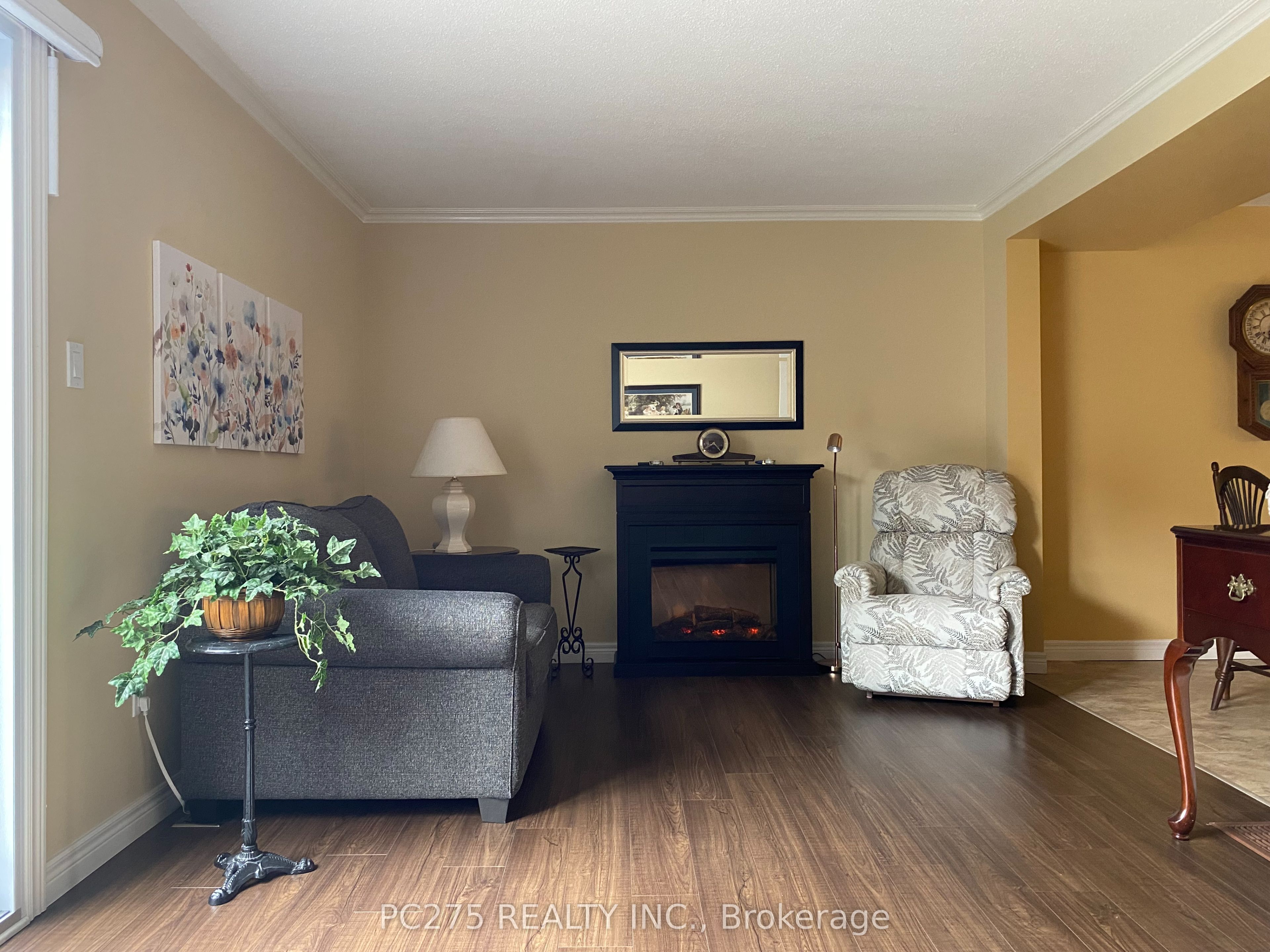 511 Admiral Drive 60 Property Photo 11