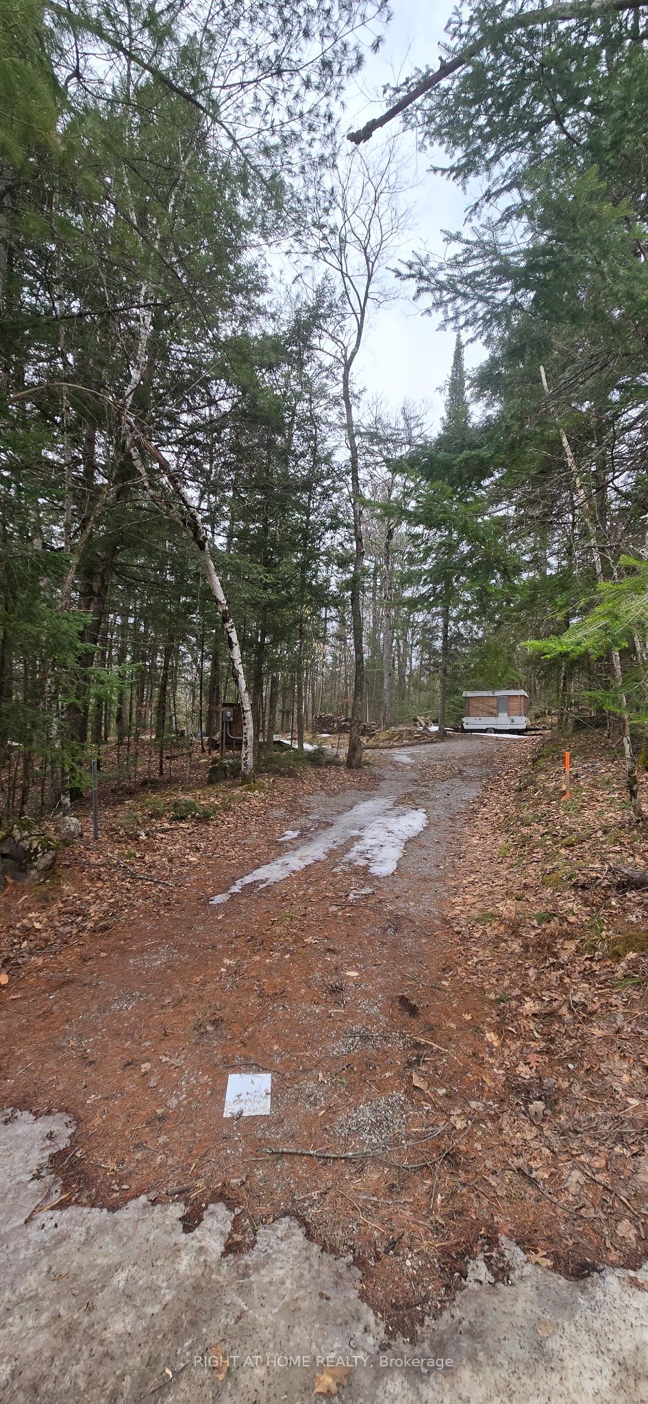 1061 Centennial Lake Rd Property Photo 4