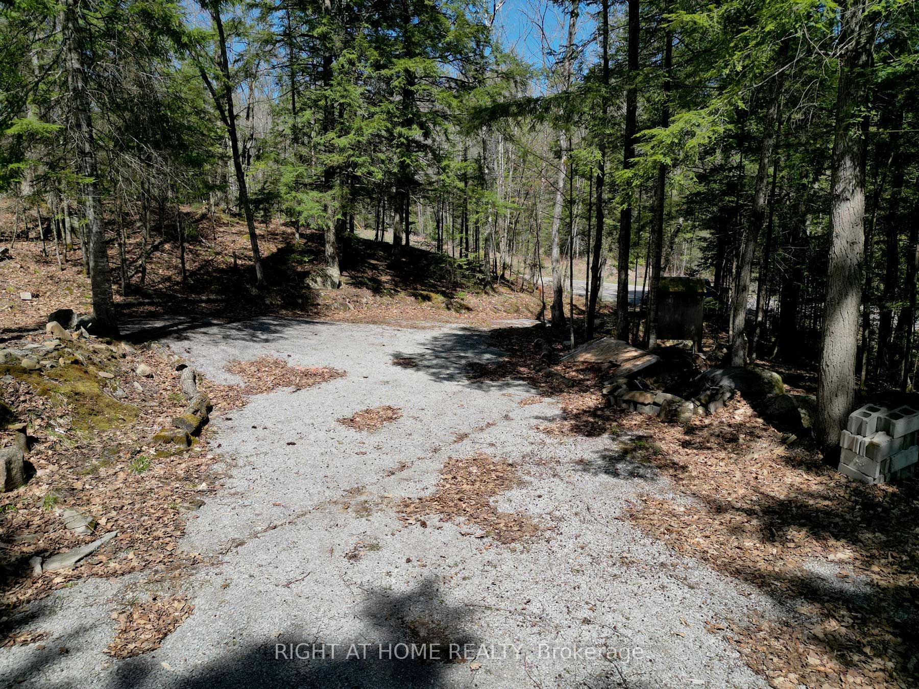 1061 Centennial Lake Rd Property Photo 23