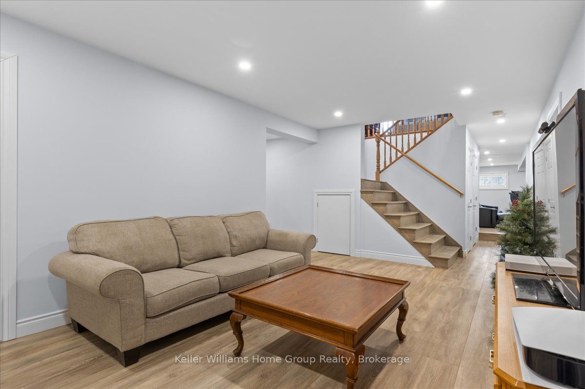 121012 Dufferin Road 5 N/a Property Photo 24