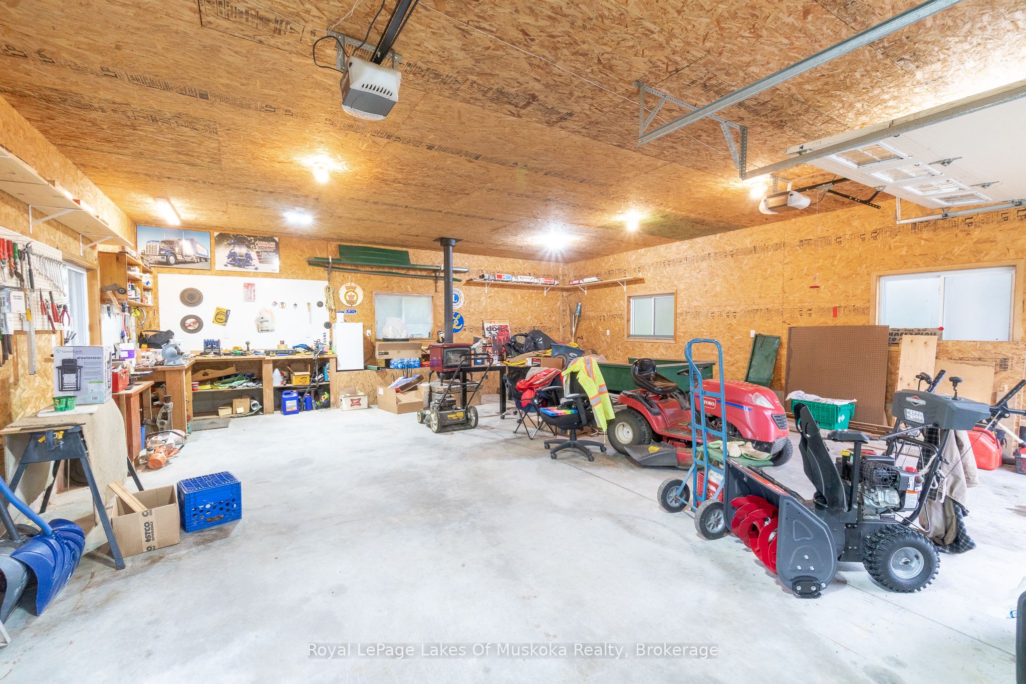 1280 Chiswick Line Property Photo 27