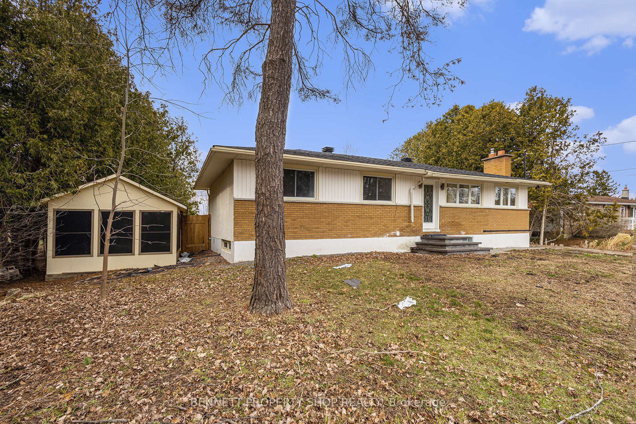 6723 Cedar Acres Drive Property Photo 1