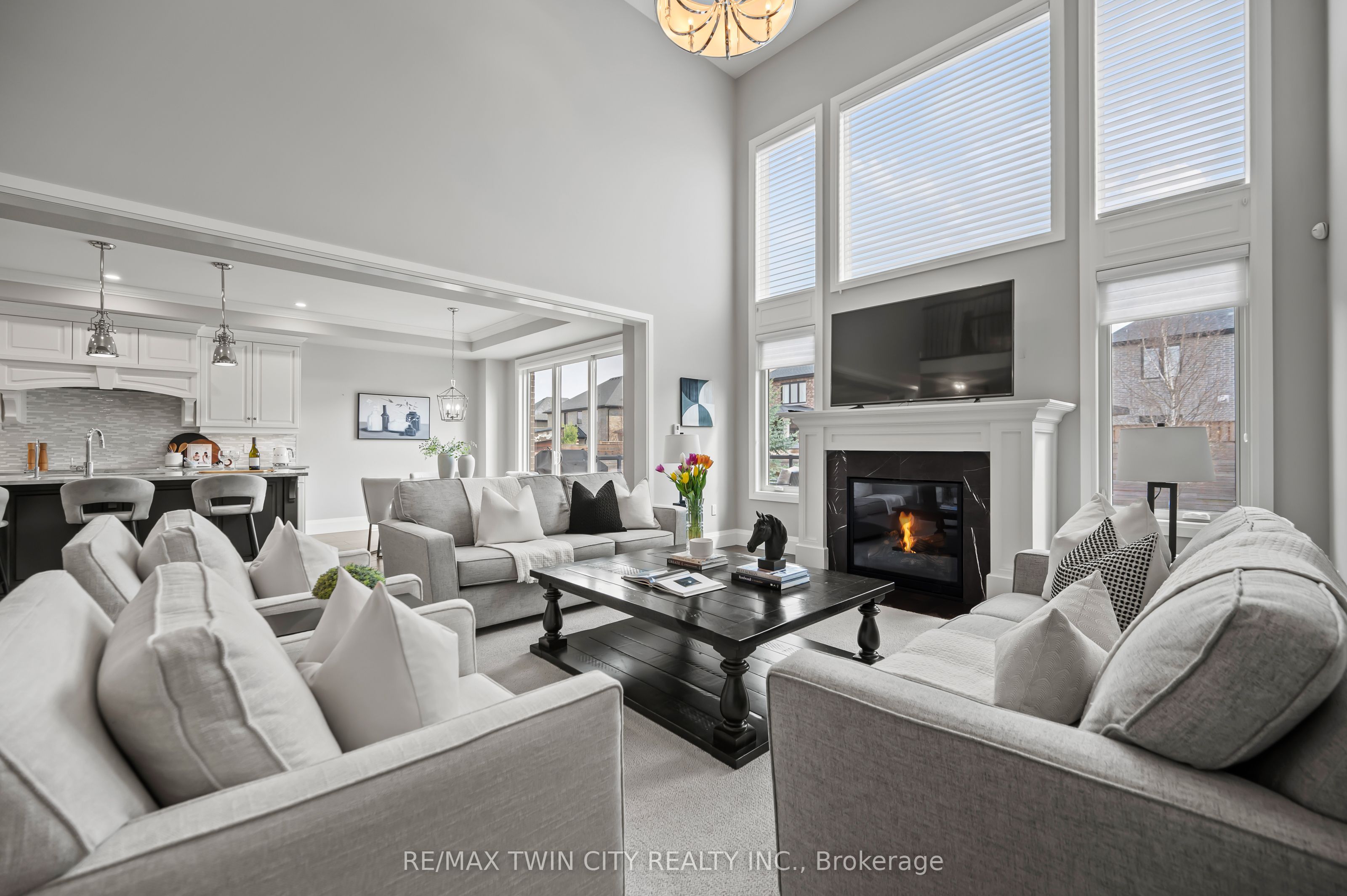 311 Deerfoot Trl Property Photo 10
