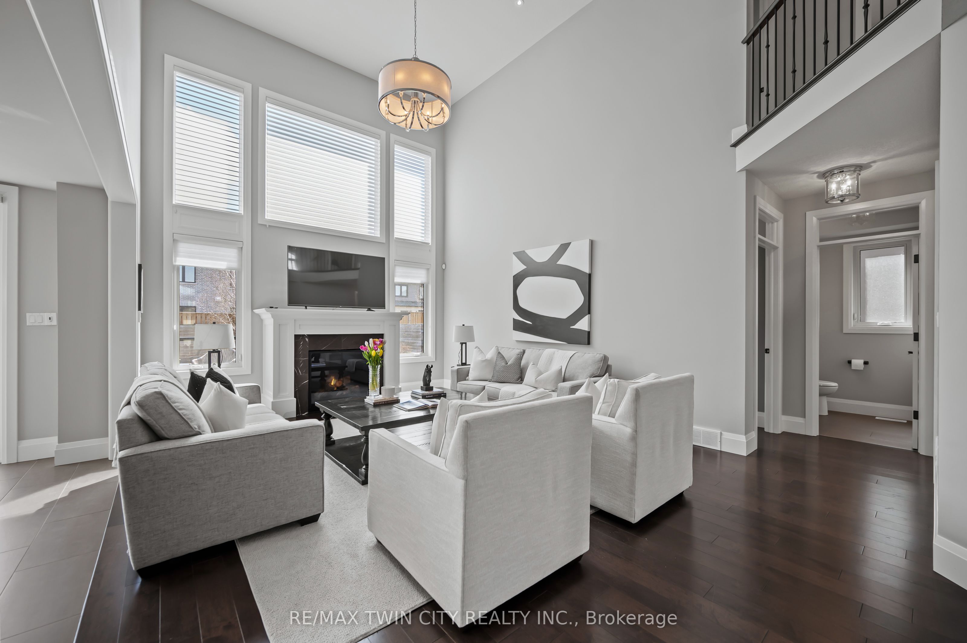 311 Deerfoot Trl Property Photo 11