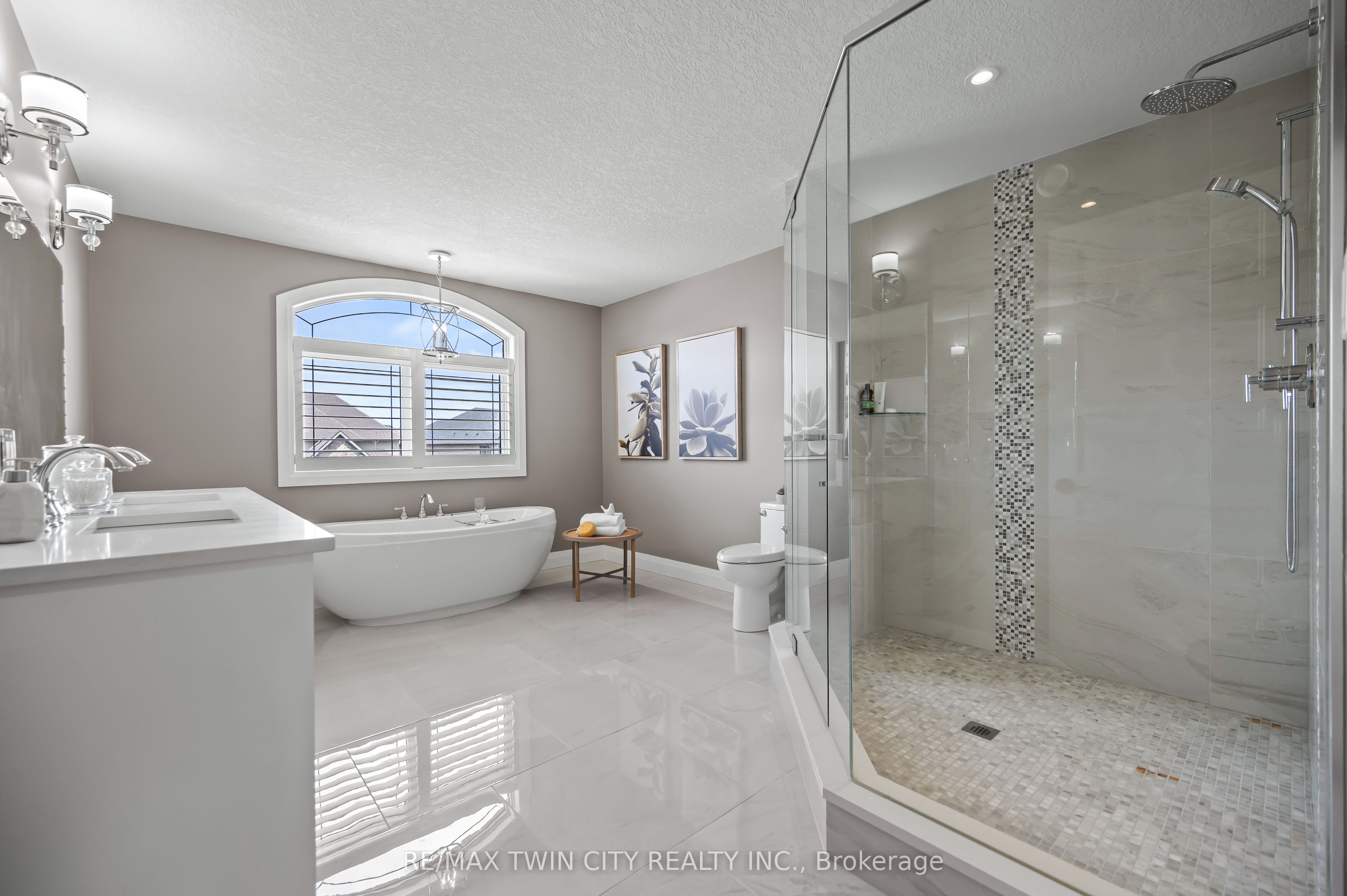 311 Deerfoot Trl Property Photo 29