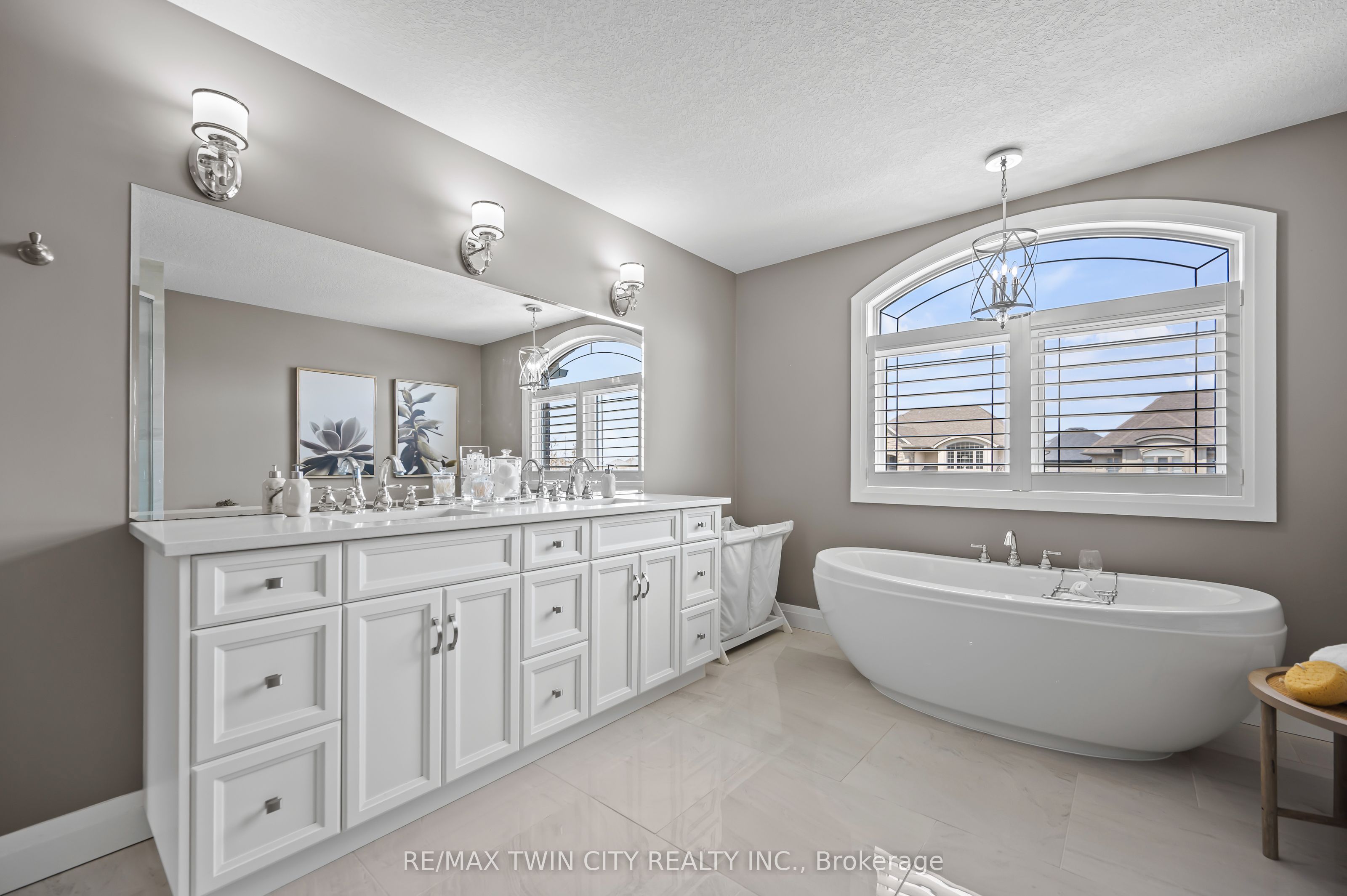 311 Deerfoot Trl Property Photo 30