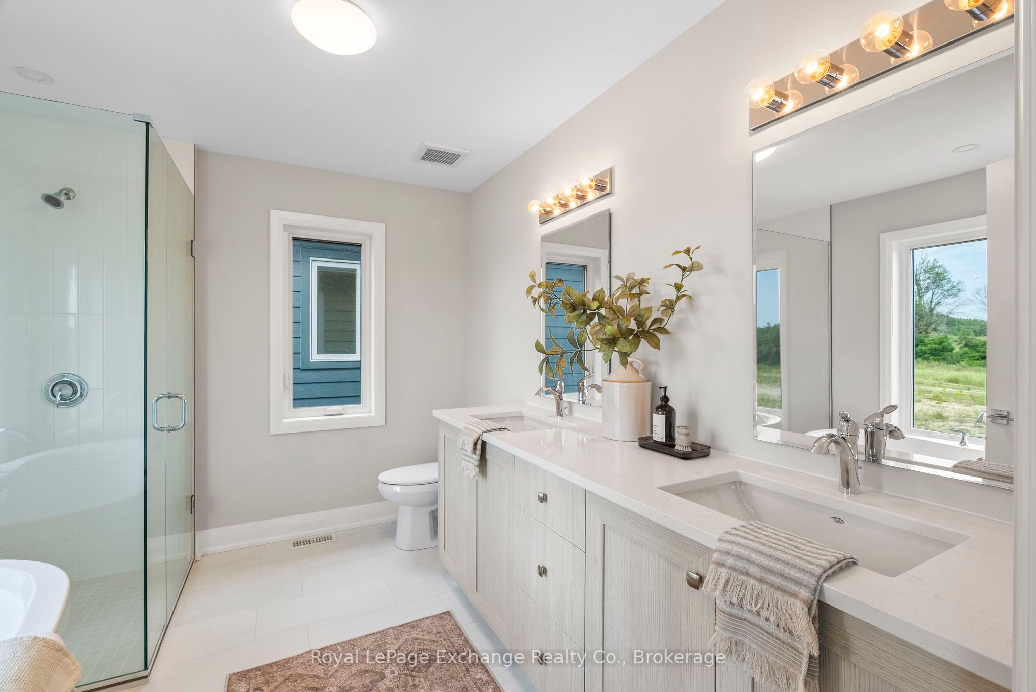 127 Inverness Street N Property Photo 25