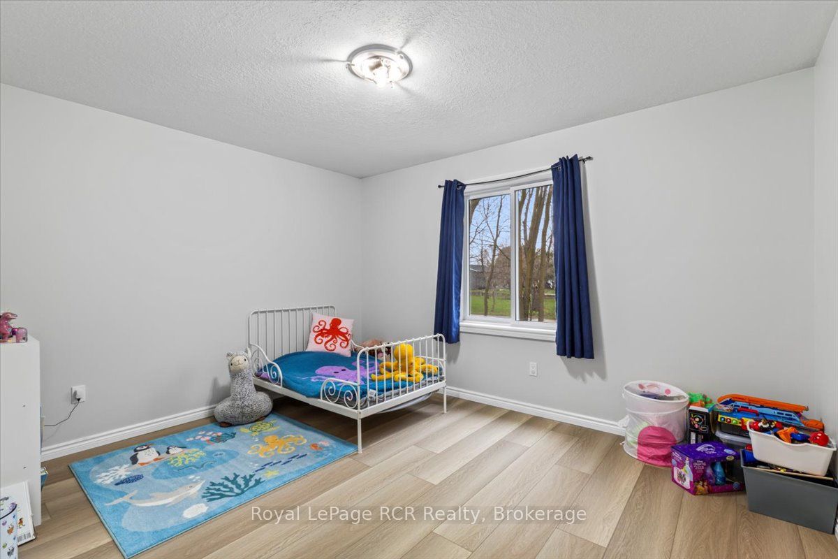 7 Mill Street Property Photo 15
