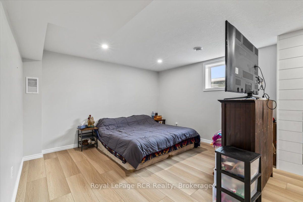 7 Mill Street Property Photo 23
