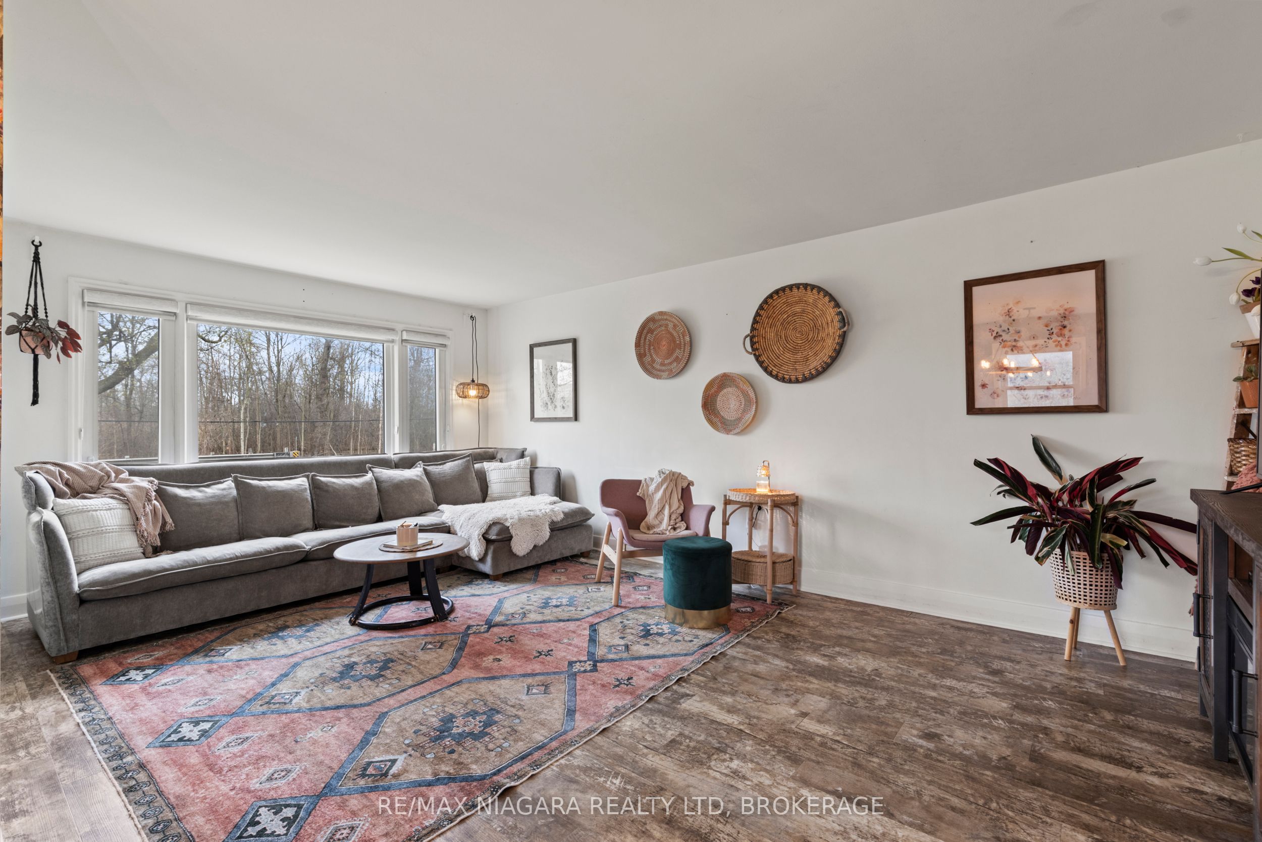 746 Forks Road Property Photo 8