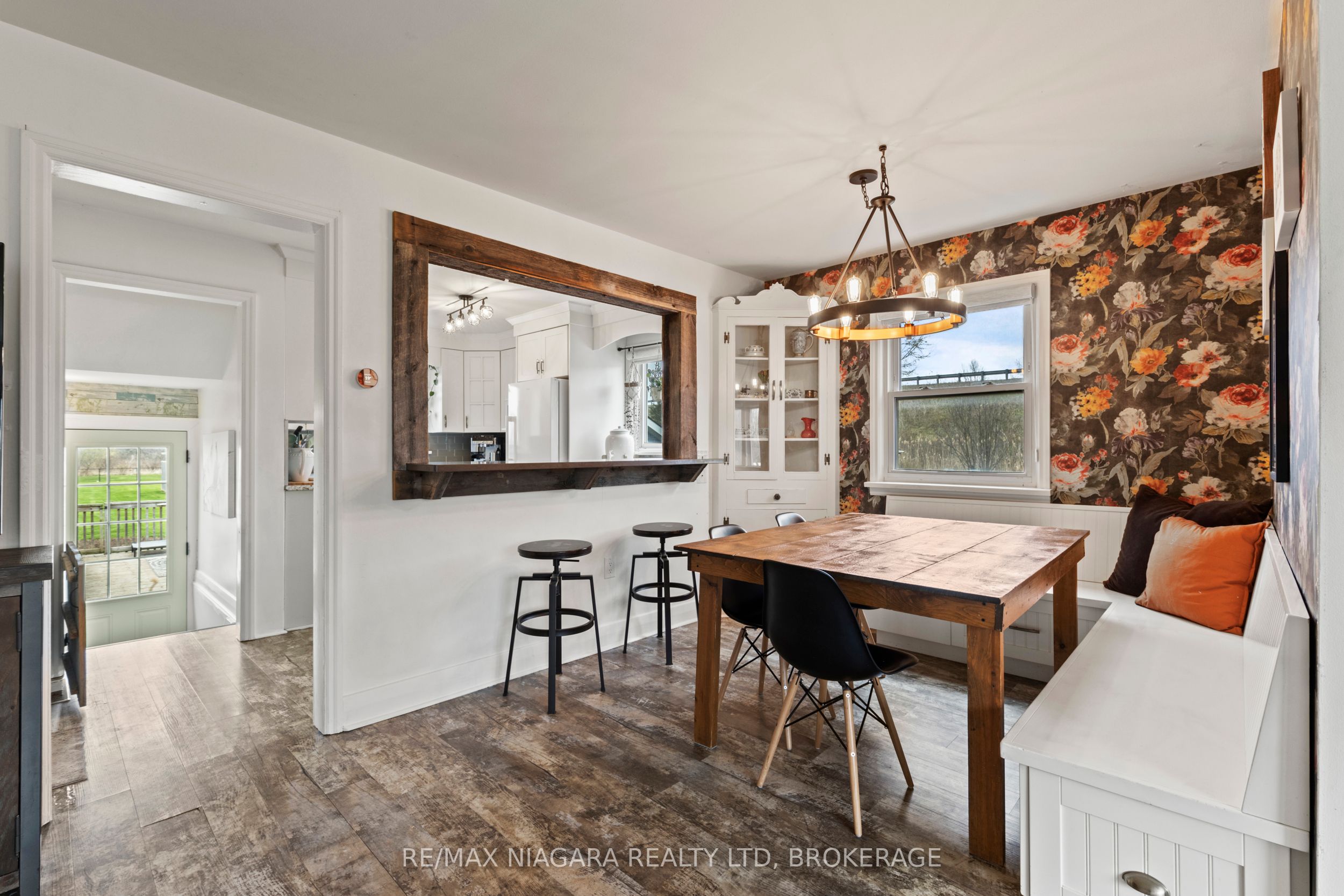 746 Forks Road Property Photo 10