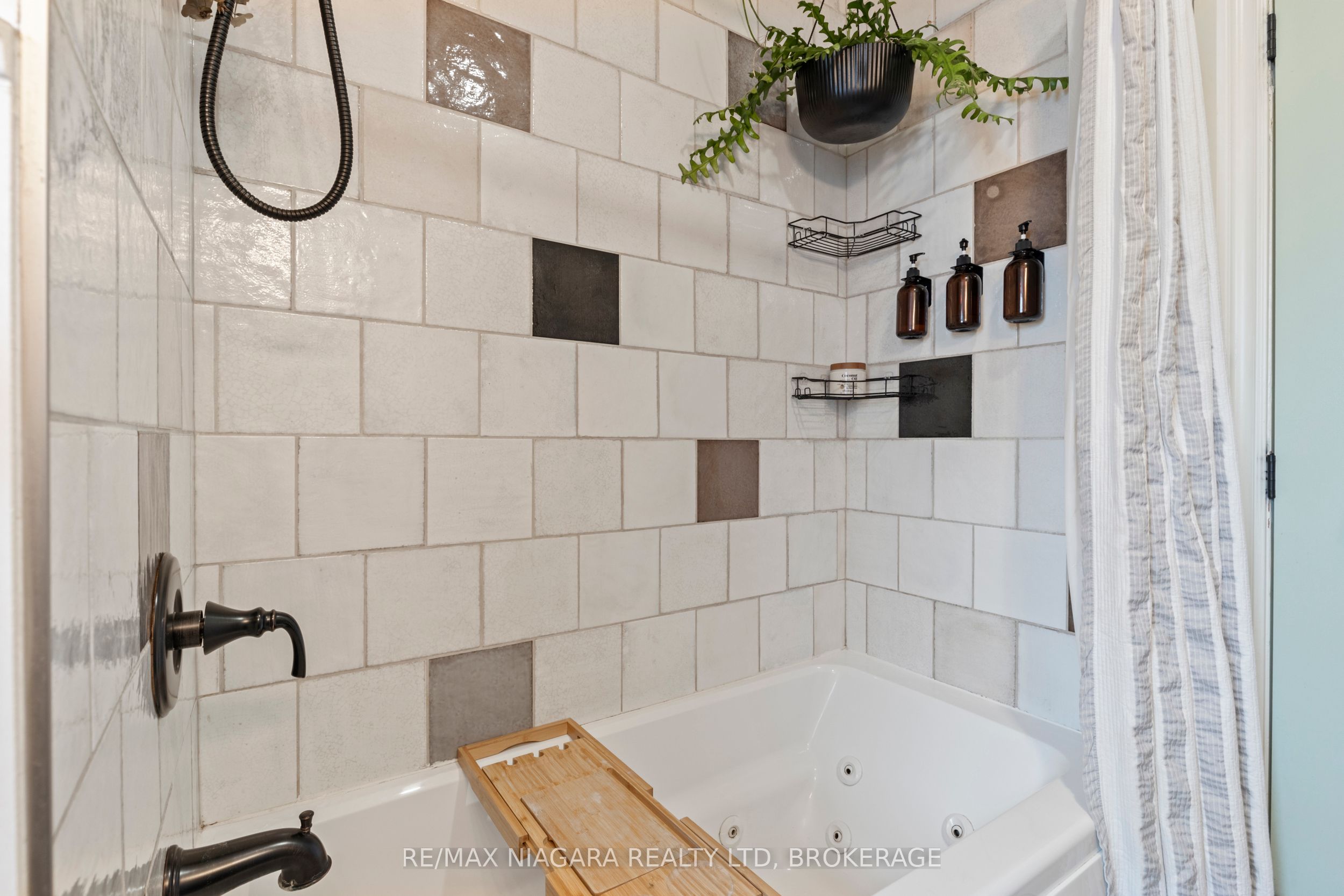 746 Forks Road Property Photo 18