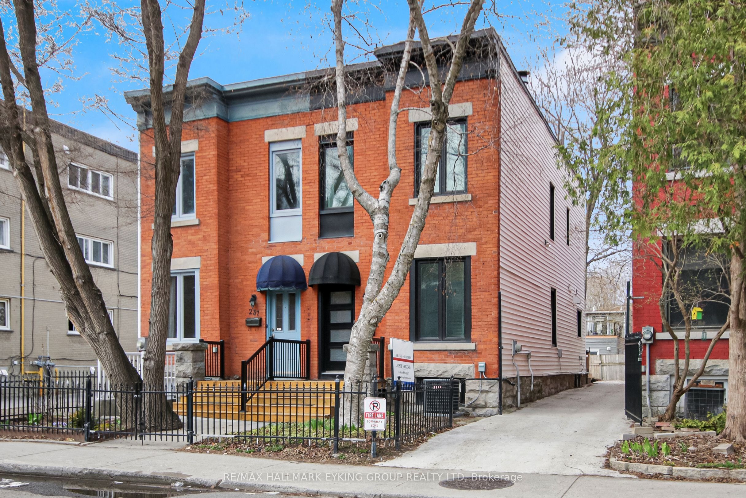 239 York Street