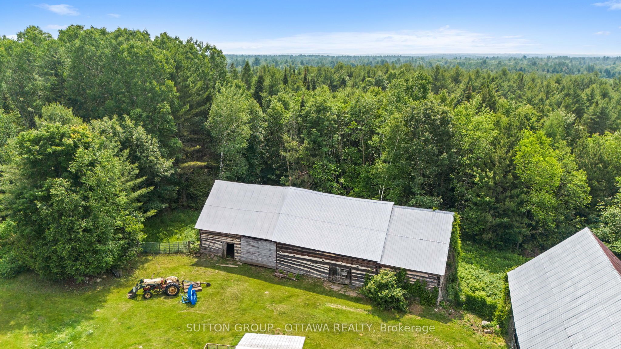 1448 Woito Station Road Property Photo 8