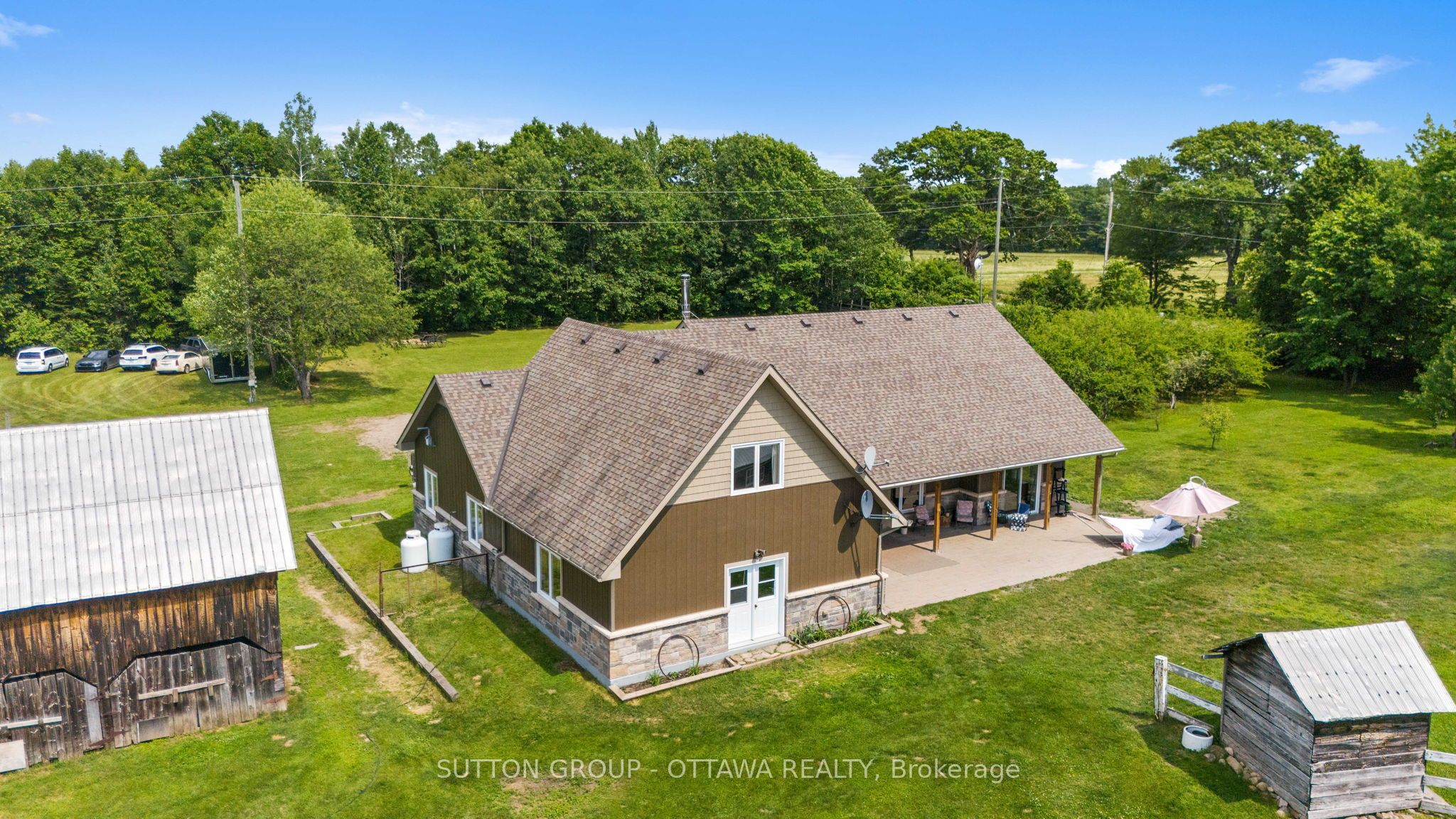 1448 Woito Station Road Property Photo 9