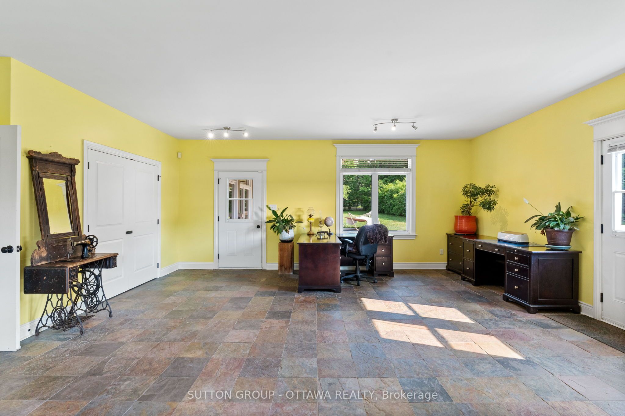 1448 Woito Station Road Property Photo 32